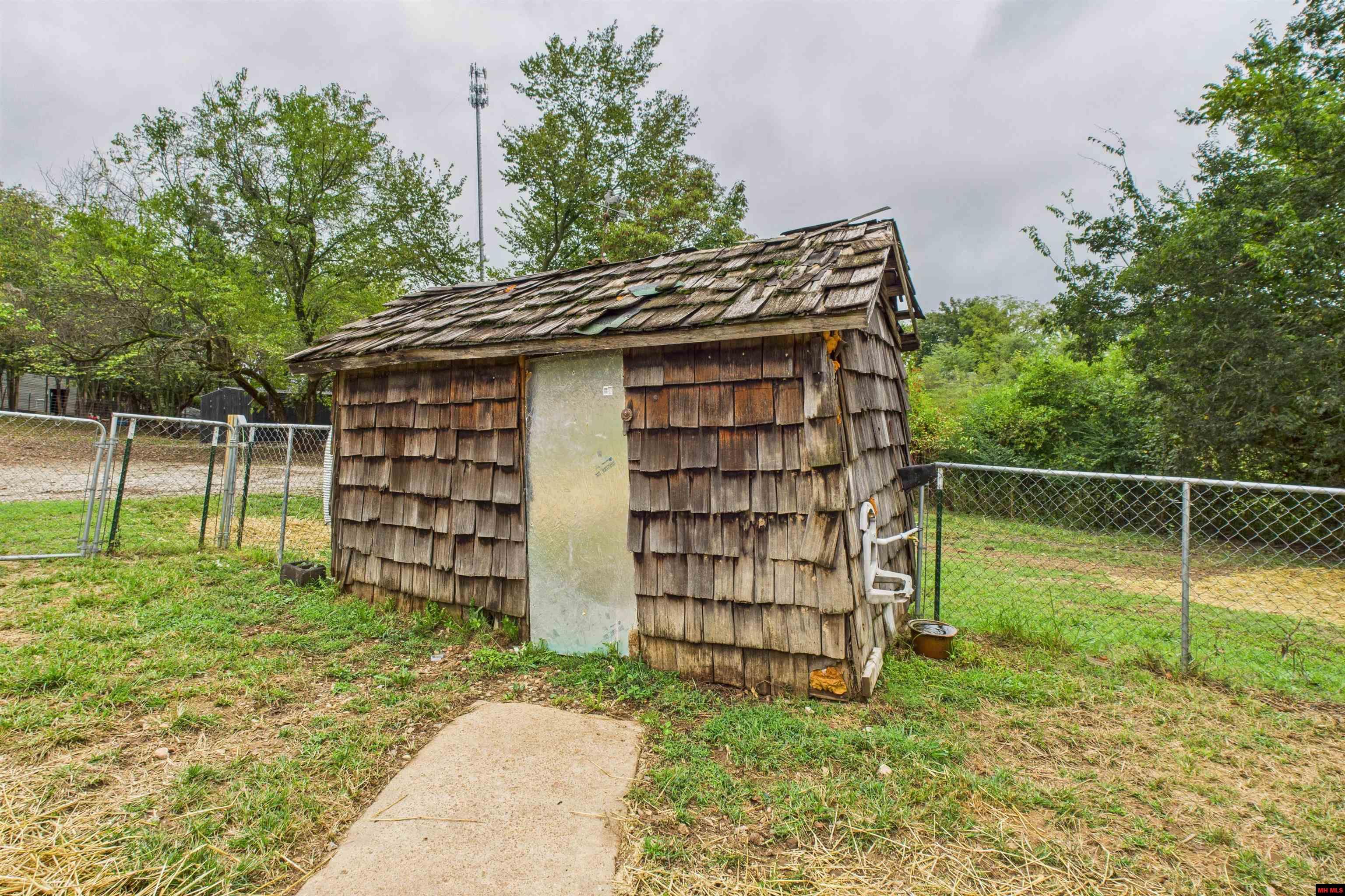 12597 W HWY 62 Harrison, AR