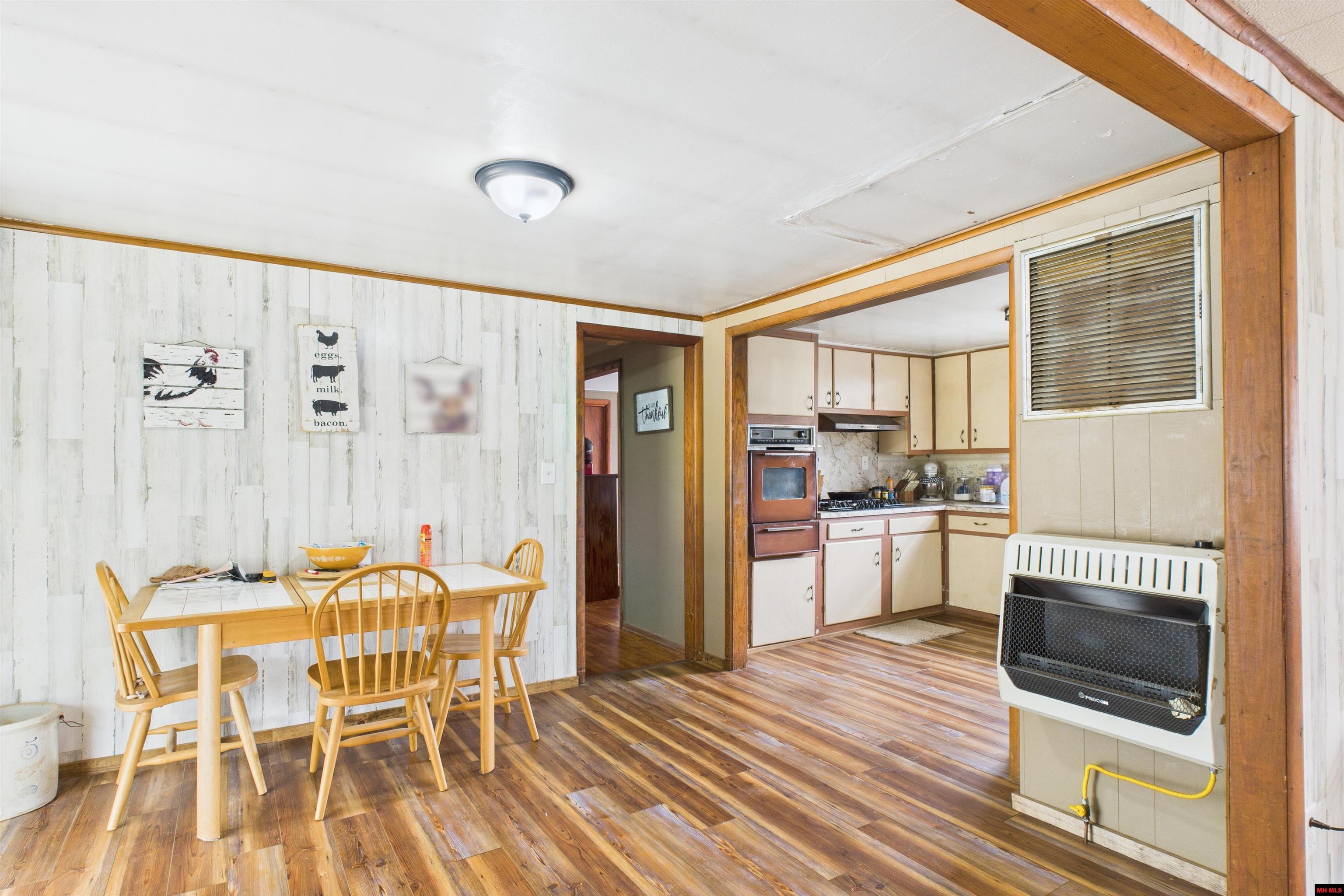 12597 W HWY 62 Harrison, AR