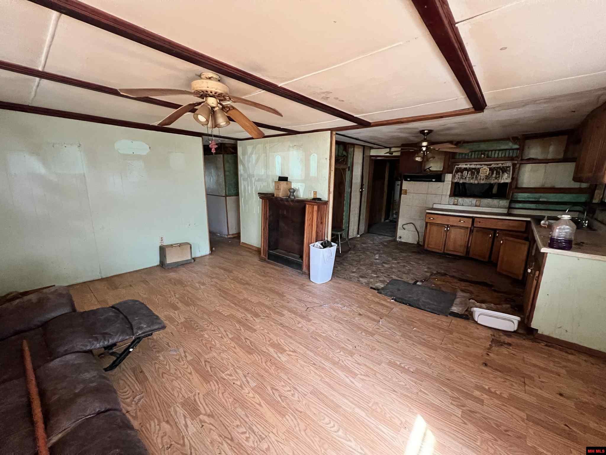 2435 CR 25 Mountain Home, AR