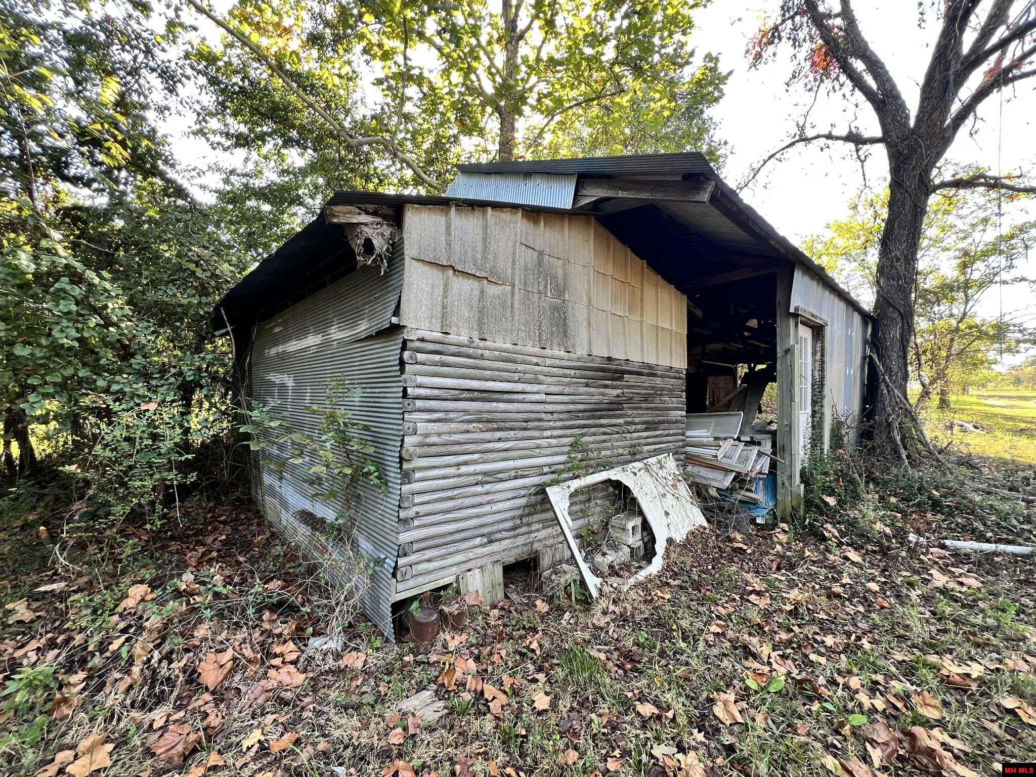 2435 CR 25 Mountain Home, AR