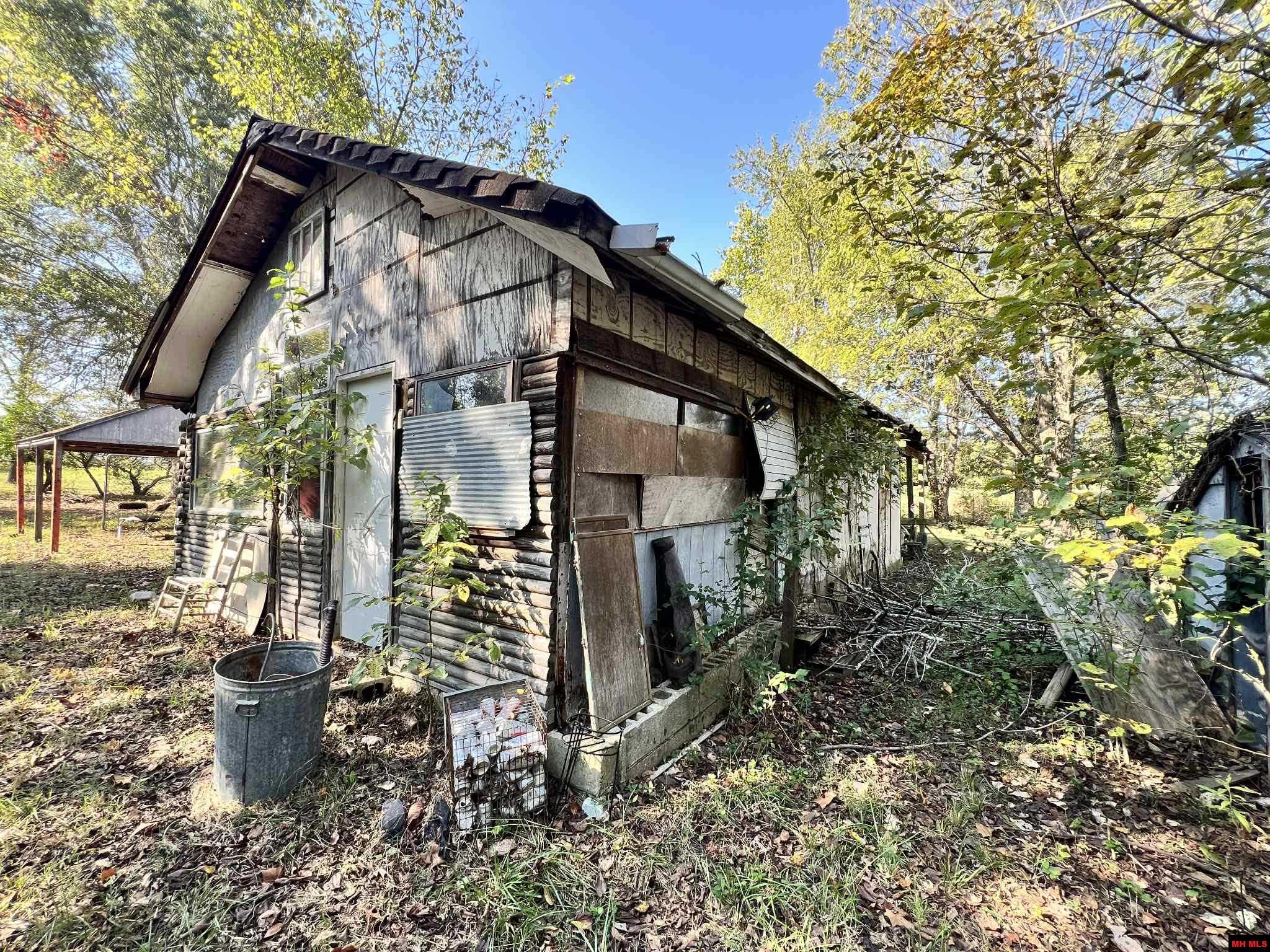 2435 CR 25 Mountain Home, AR