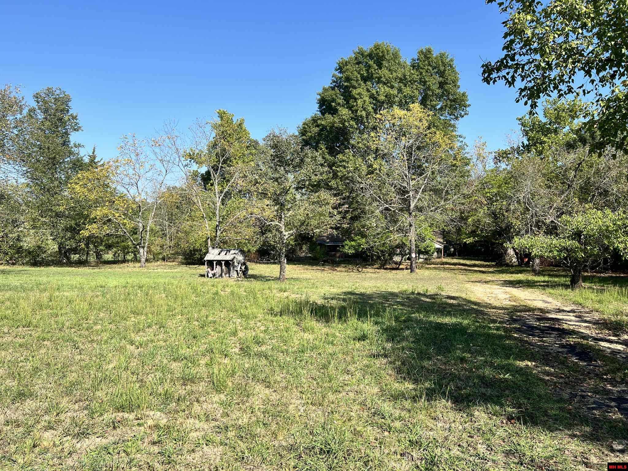 2435 CR 25 Mountain Home, AR