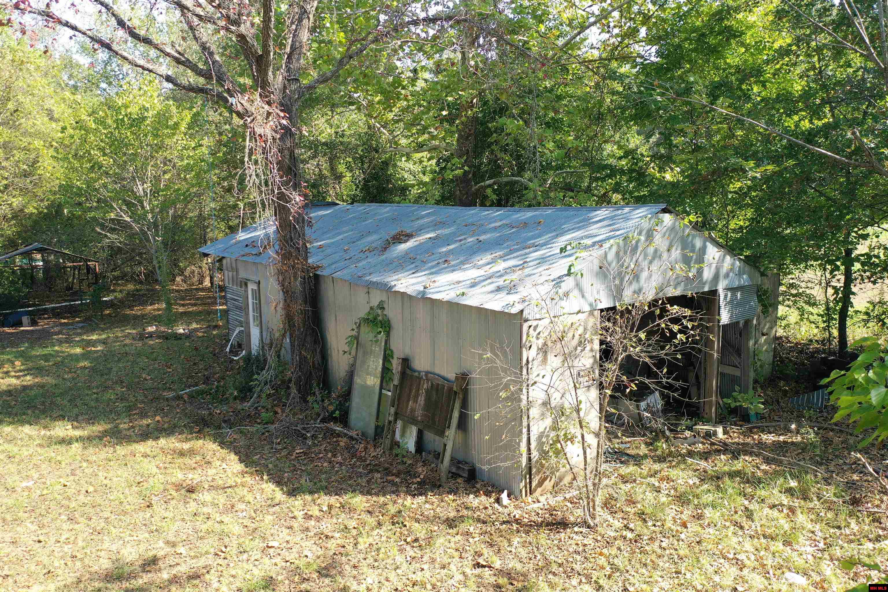 2435 CR 25 Mountain Home, AR