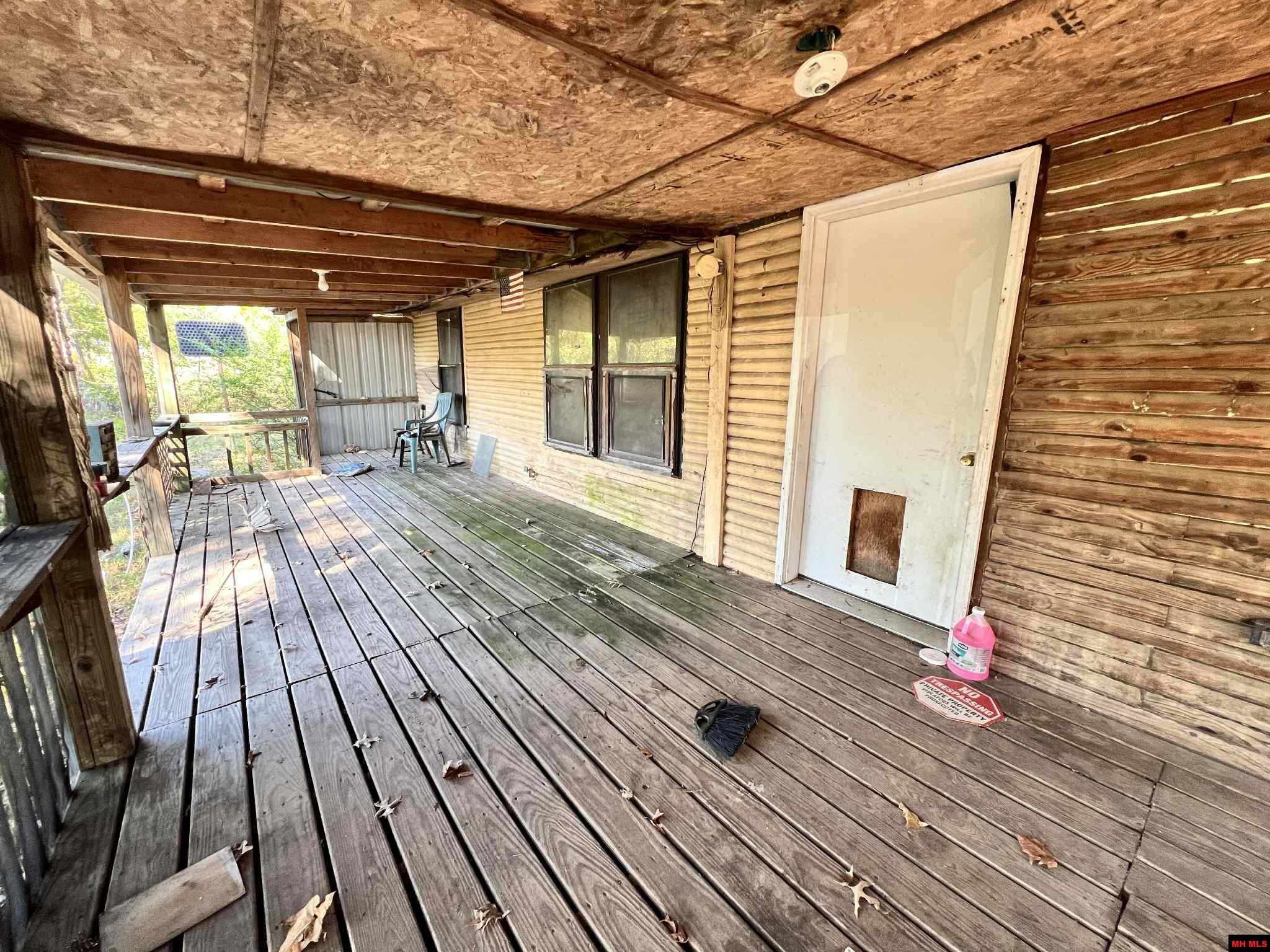 2435 CR 25 Mountain Home, AR