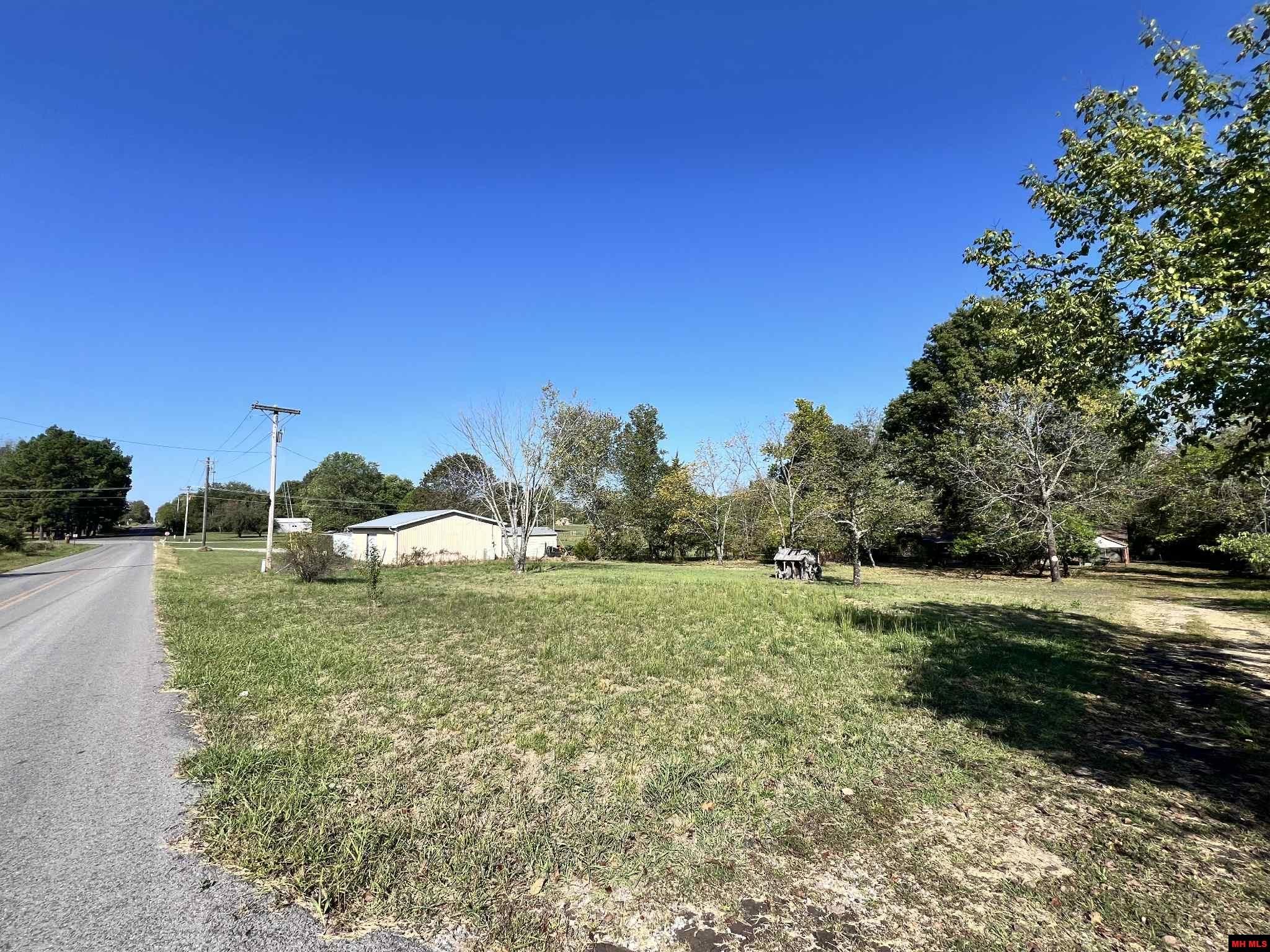 2435 CR 25 Mountain Home, AR