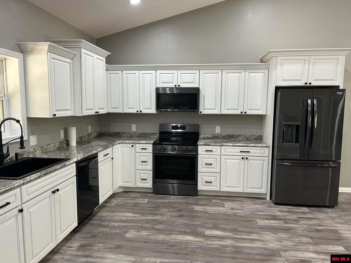 109 JONES STREET Calico Rock, AR