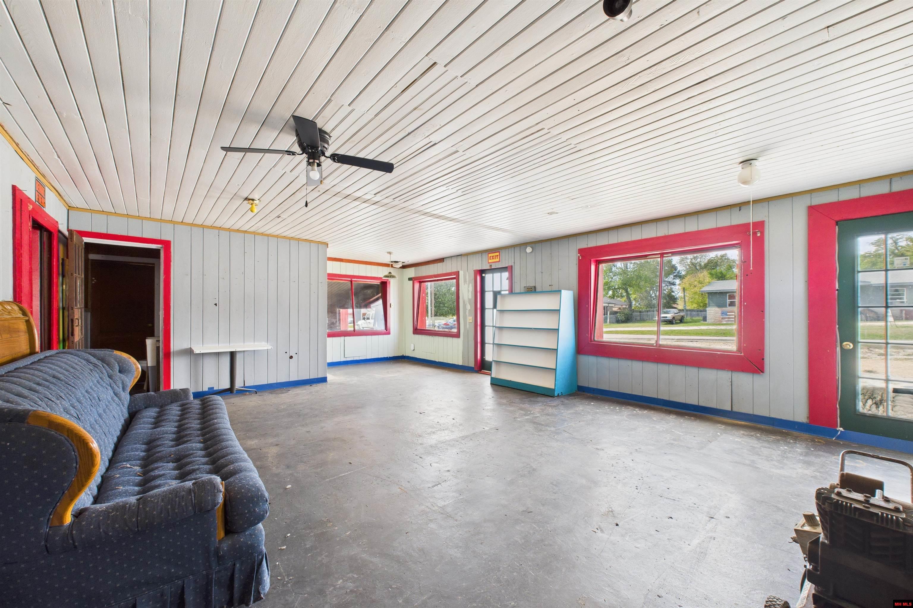 208 N 1ST STREET Flippin, AR