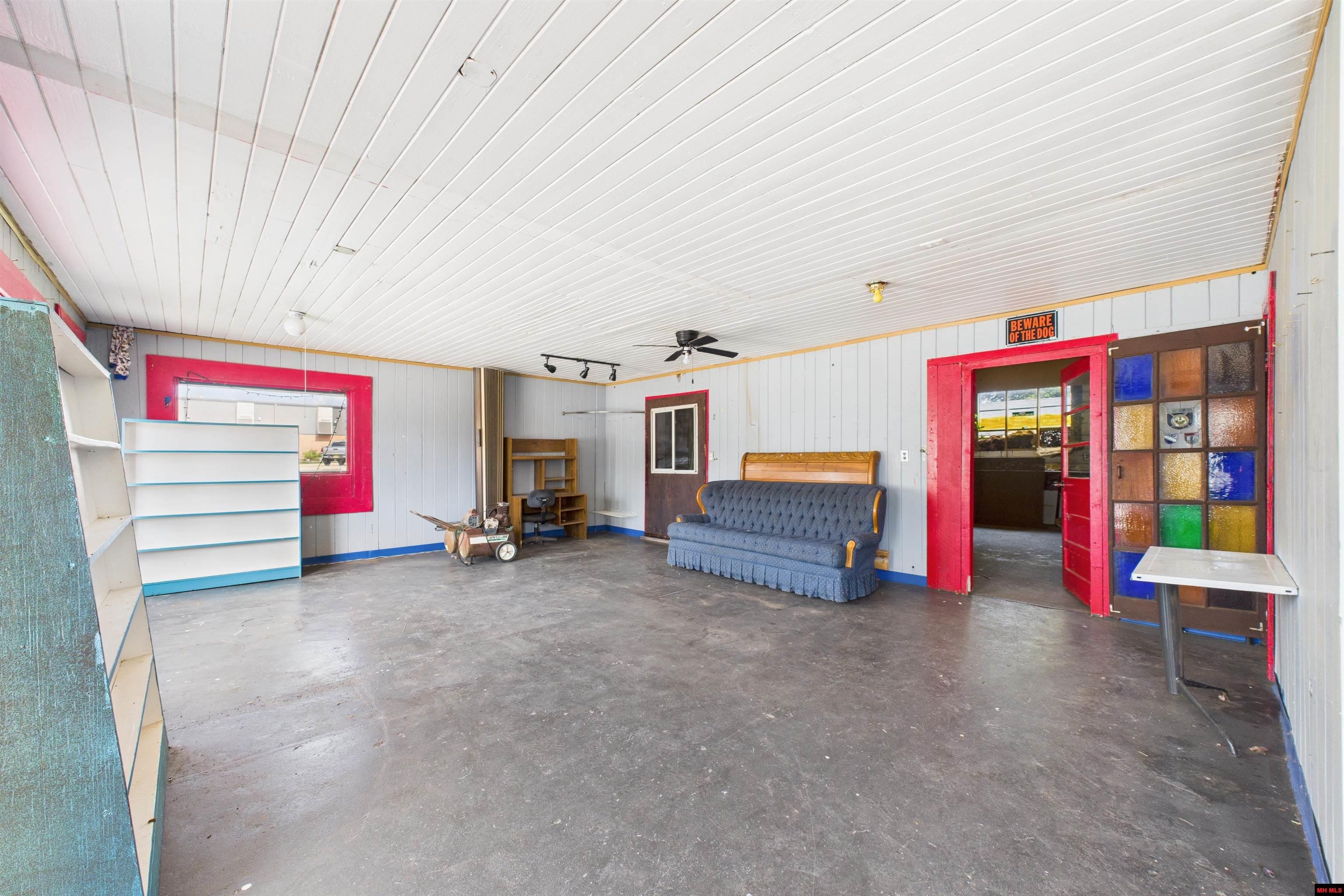 208 N 1ST STREET Flippin, AR