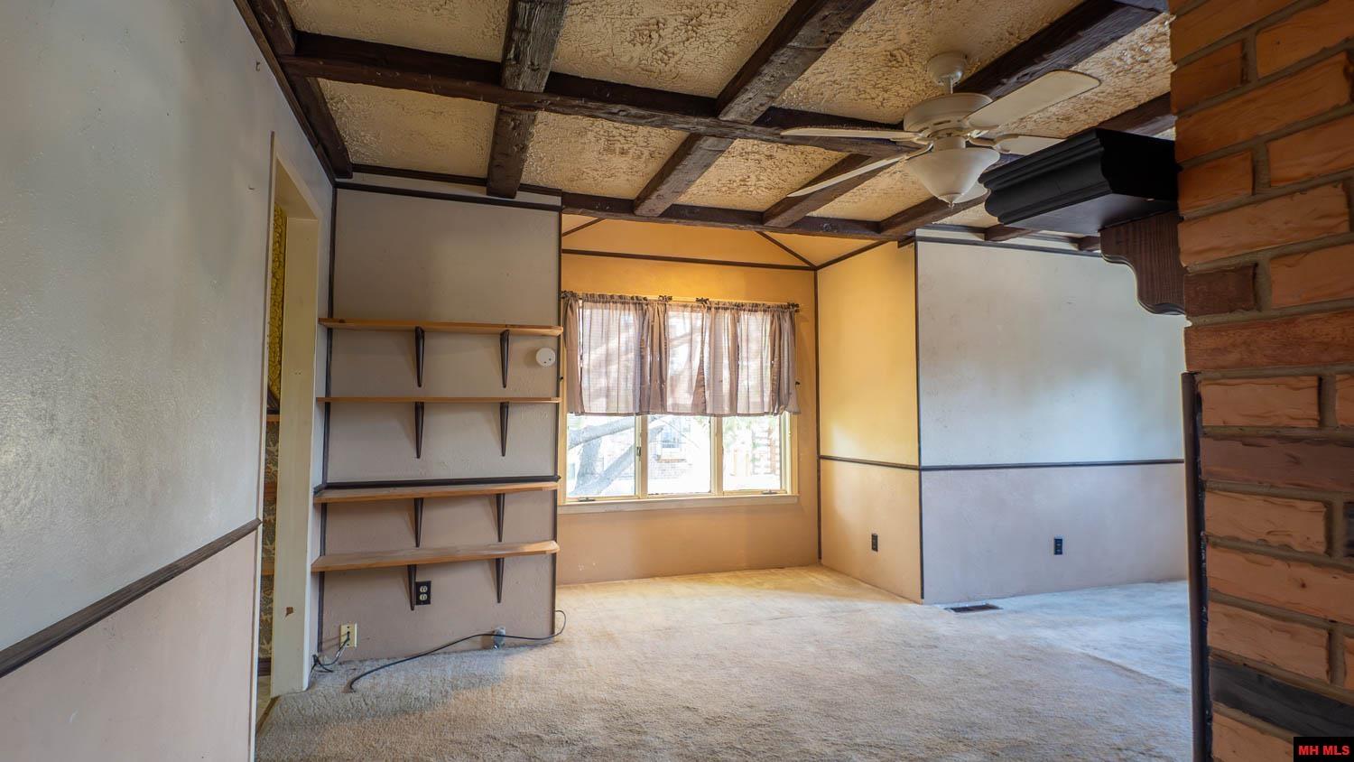 239031104900070 S 6TH STREET Thayer, MO