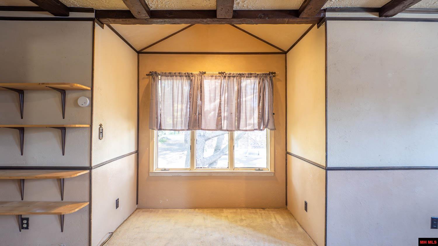 239031104900070 S 6TH STREET Thayer, MO