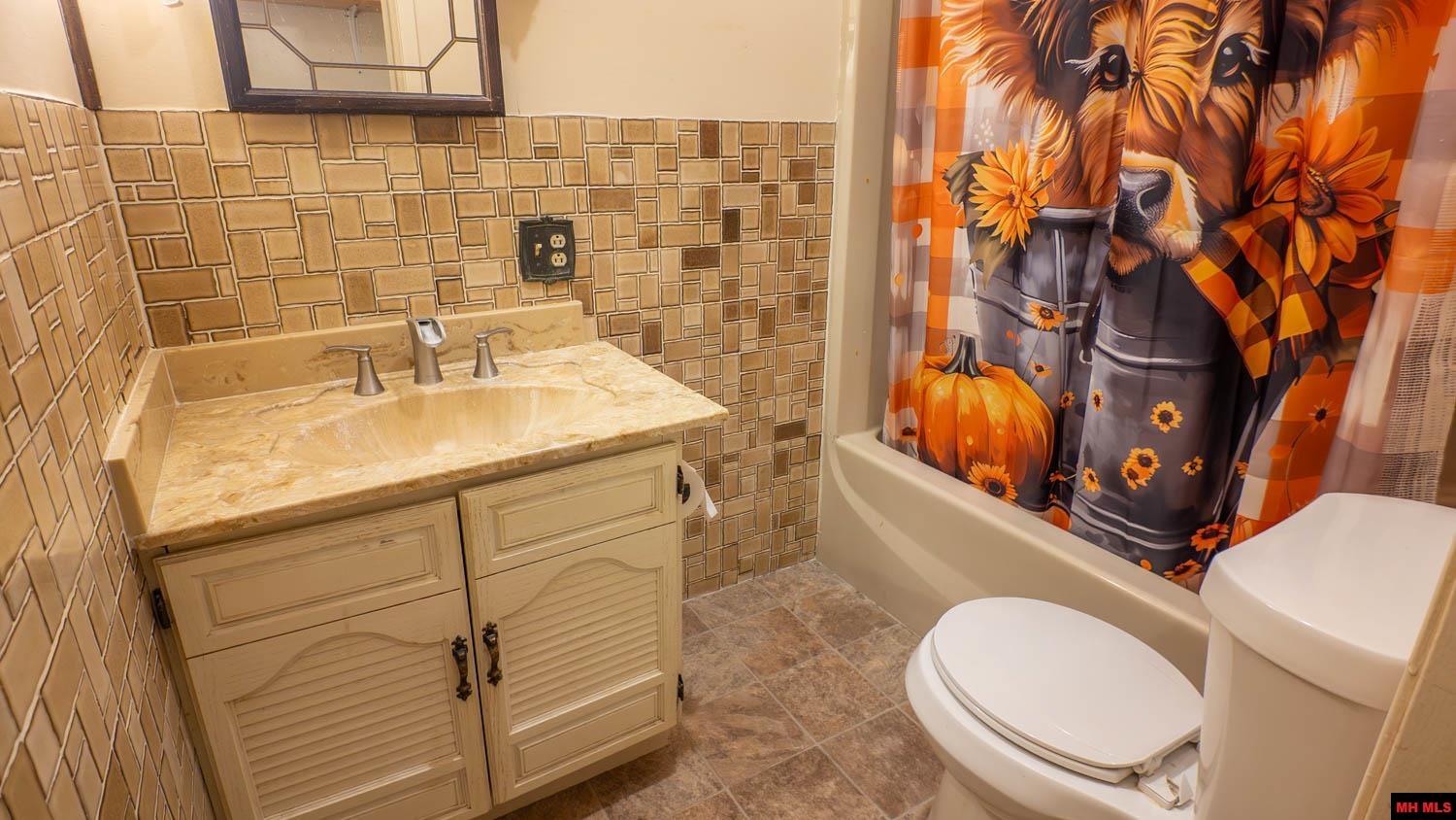 239031104900070 S 6TH STREET Thayer, MO