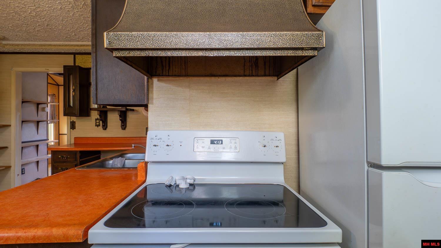 239031104900070 S 6TH STREET Thayer, MO