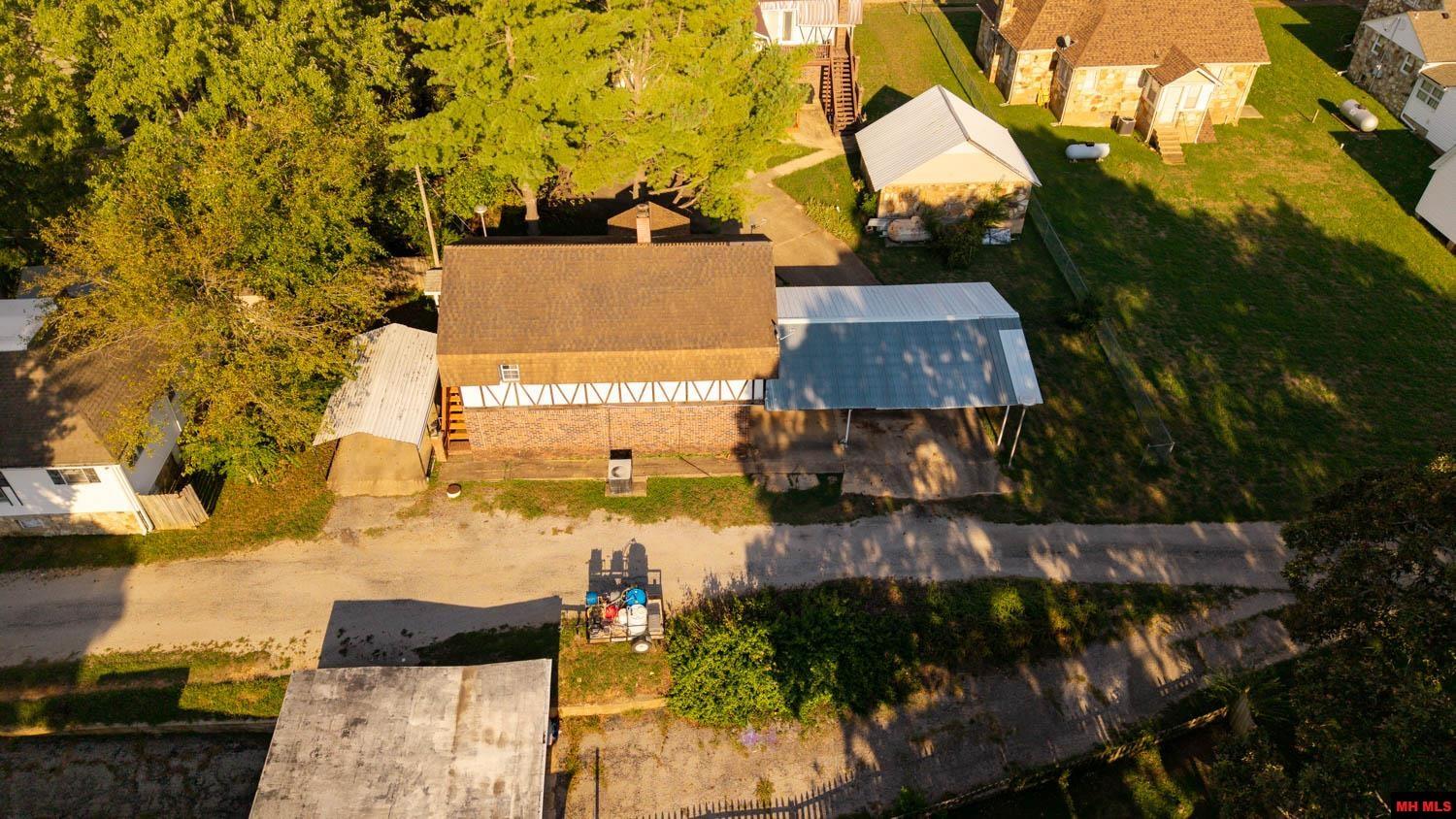 239031104900070 S 6TH STREET Thayer, MO