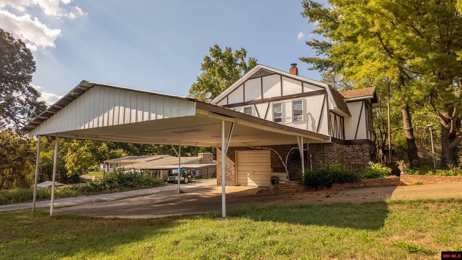 239031104900070 S 6TH STREET Thayer, MO