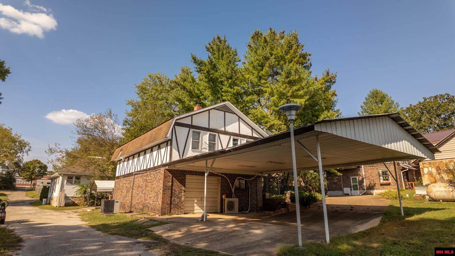 239031104900070 S 6TH STREET Thayer, MO