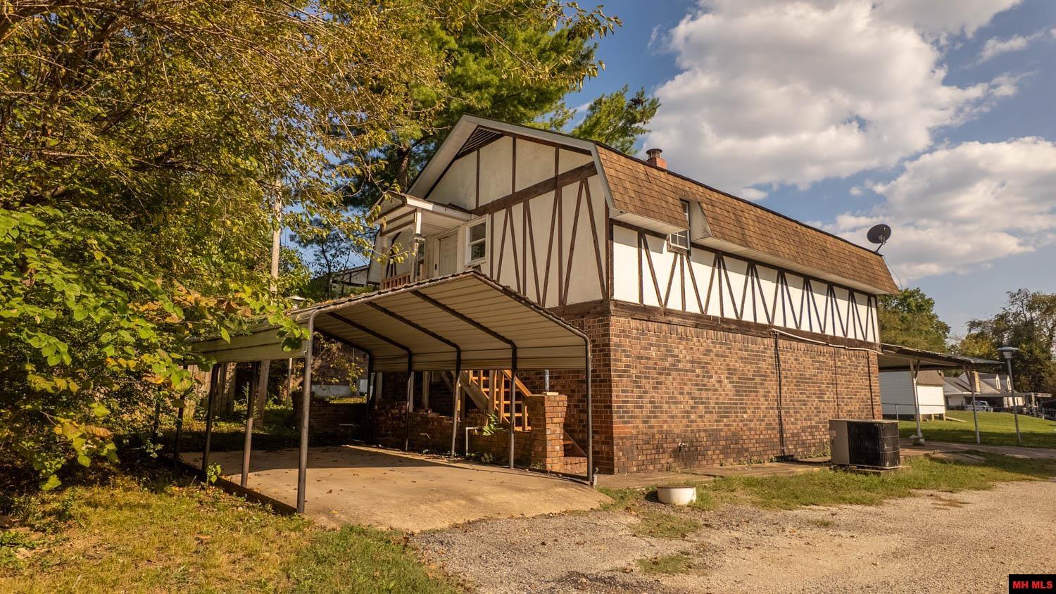 239031104900070 S 6TH STREET Thayer, MO