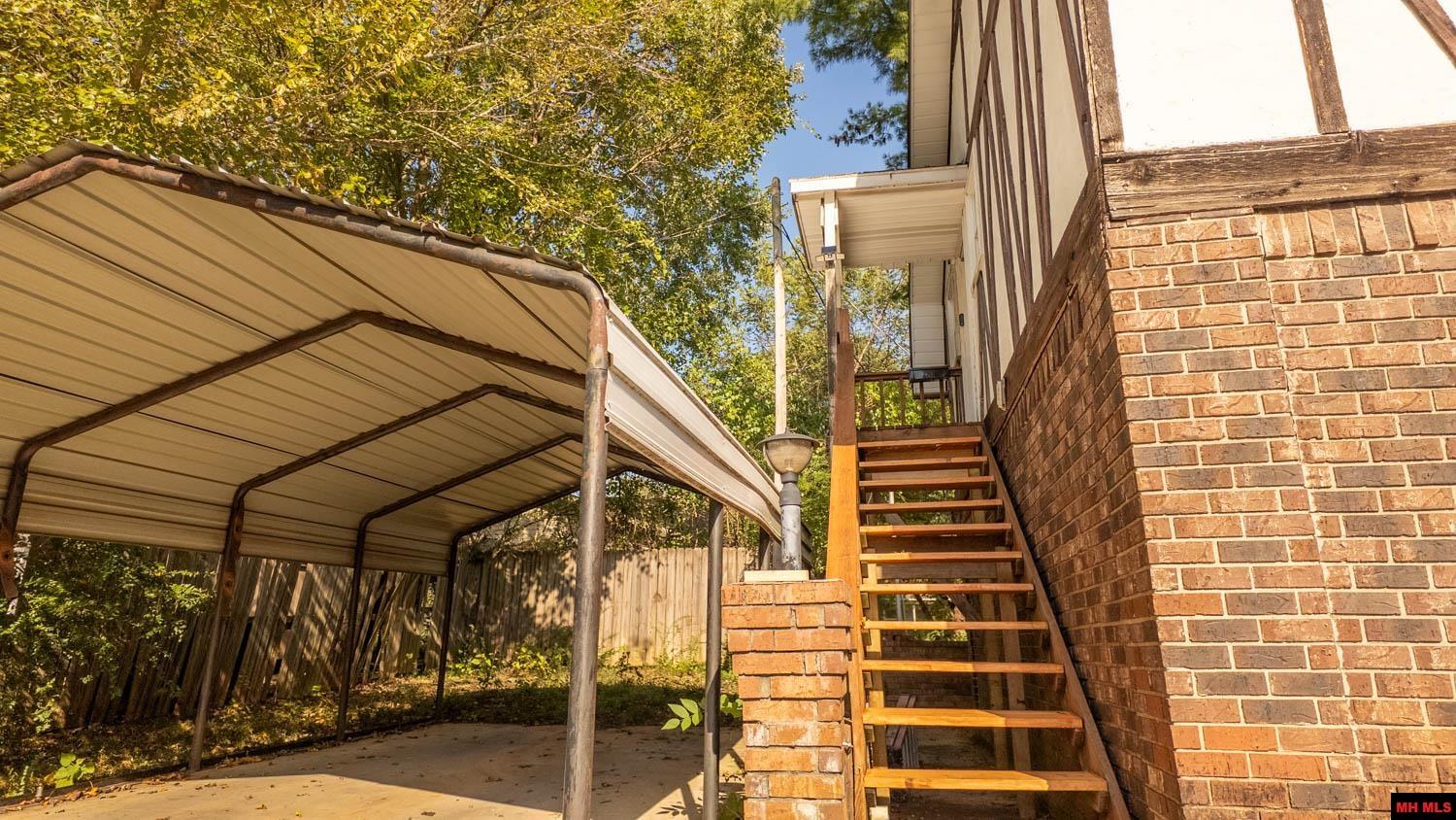 239031104900070 S 6TH STREET Thayer, MO