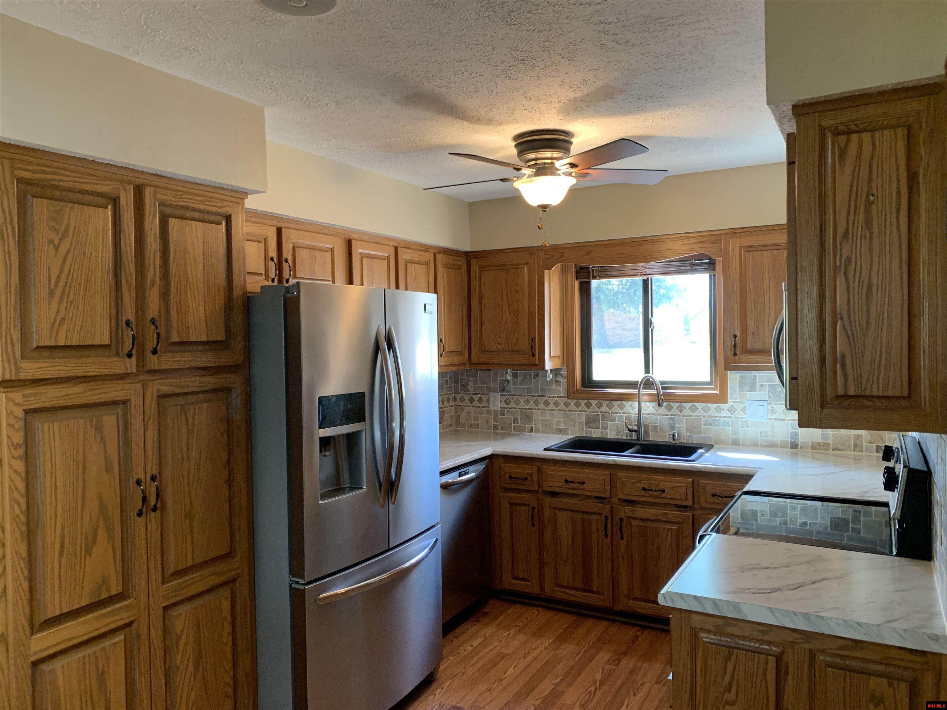 353 HIGH RIDGE CIRCLE Midway, AR 72651