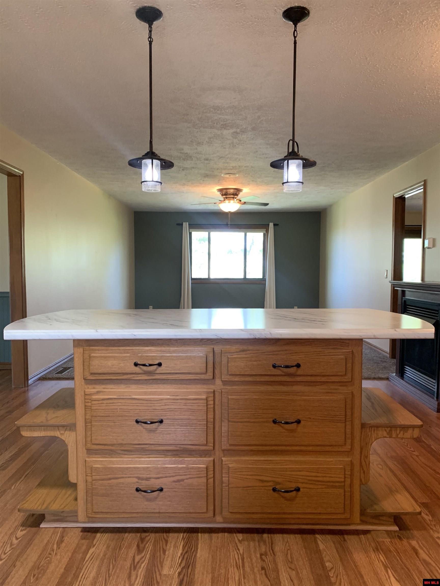 353 HIGH RIDGE CIRCLE Midway, AR 72651