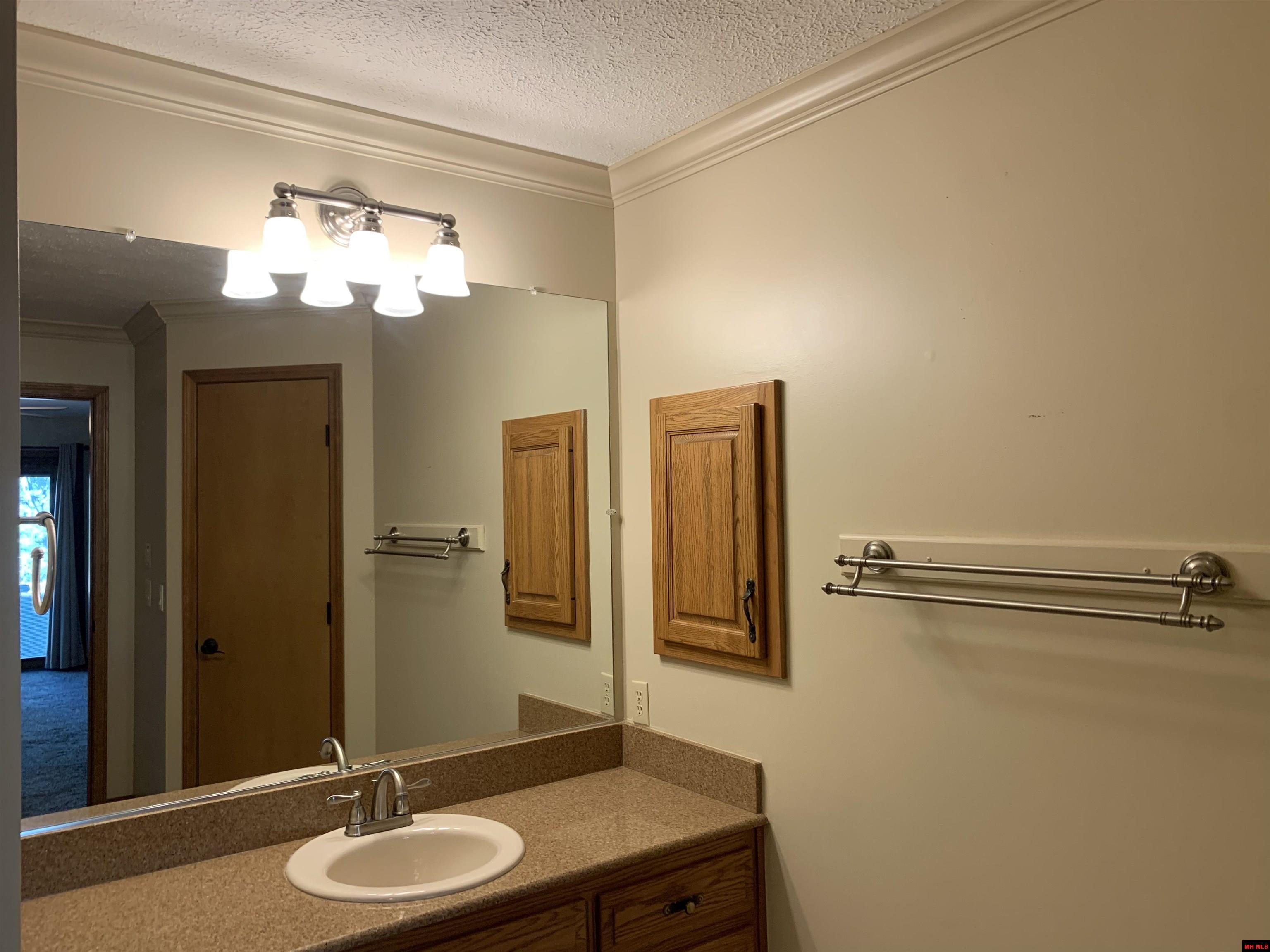 353 HIGH RIDGE CIRCLE Midway, AR 72651