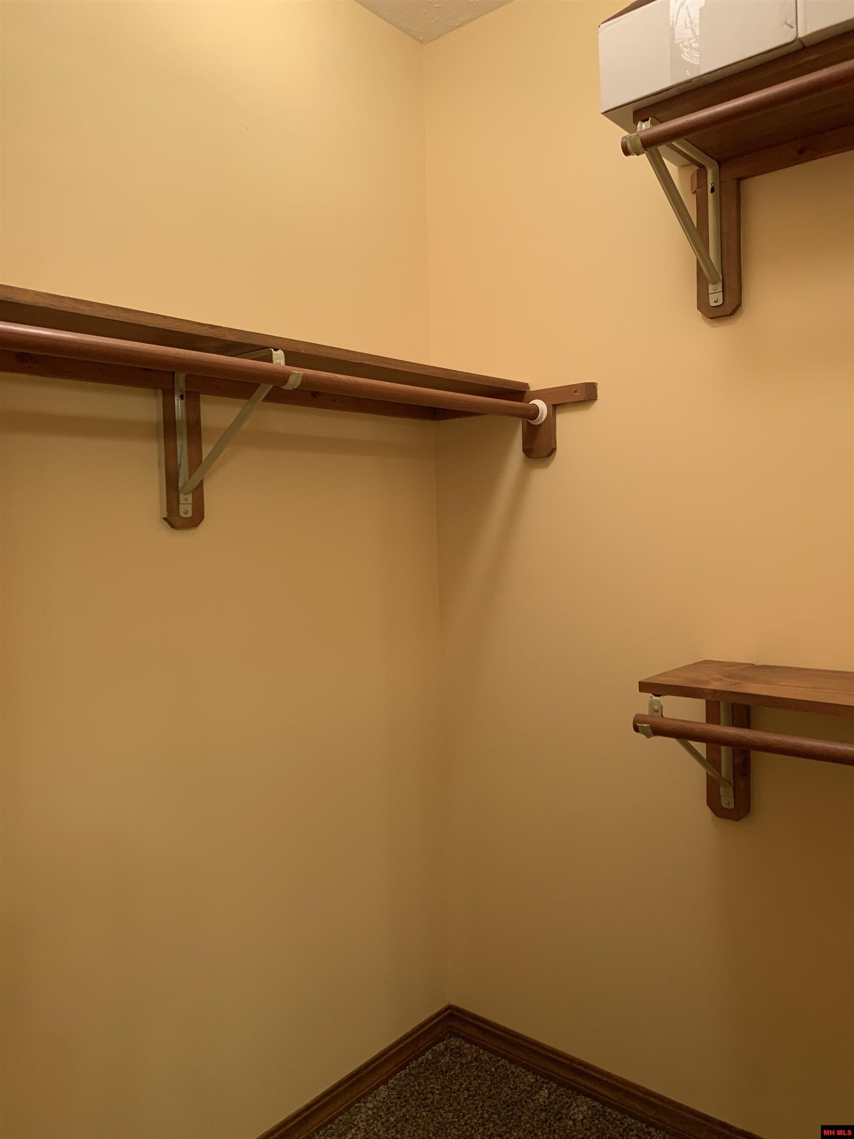 353 HIGH RIDGE CIRCLE Midway, AR 72651