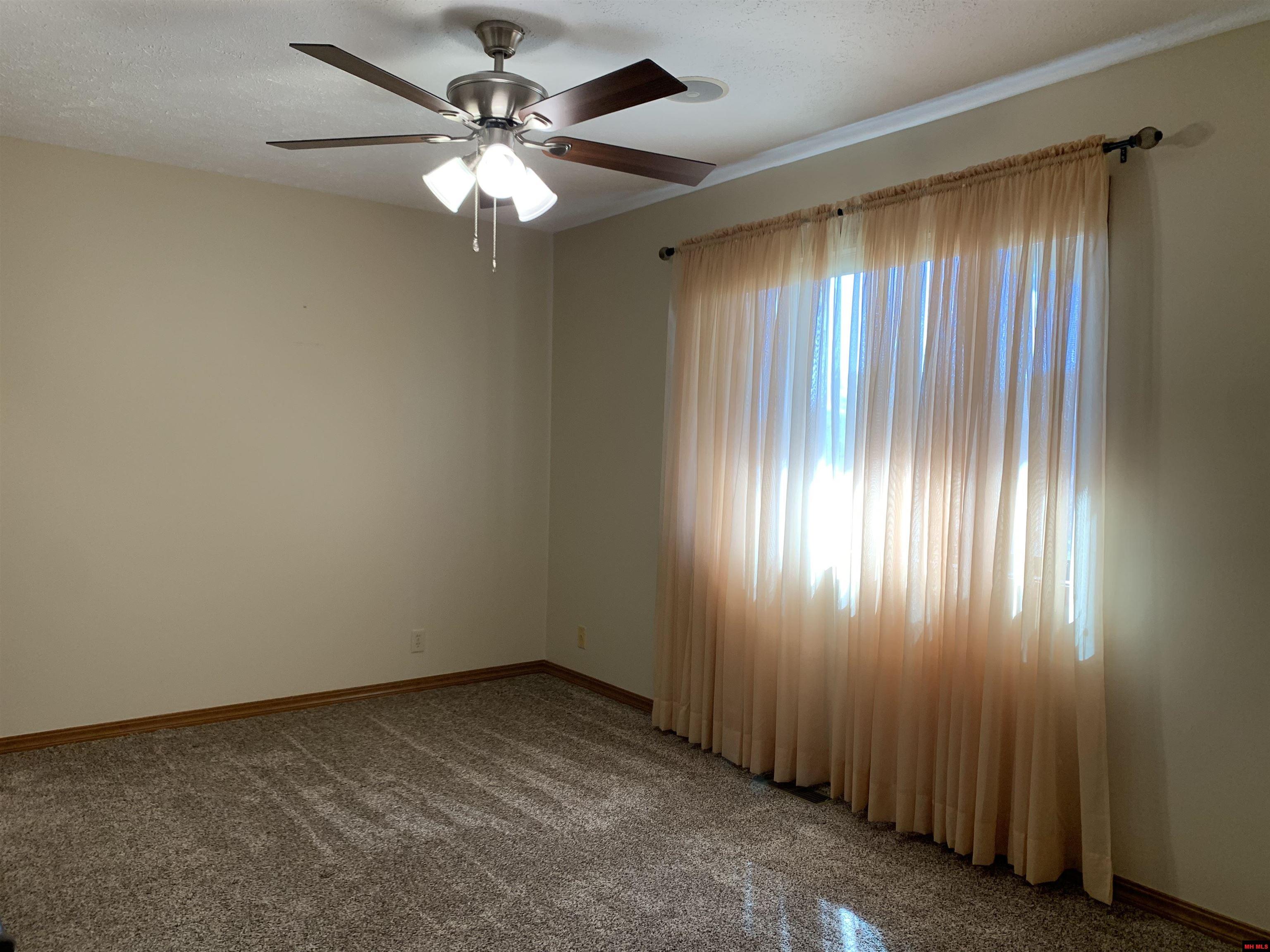 353 HIGH RIDGE CIRCLE Midway, AR 72651