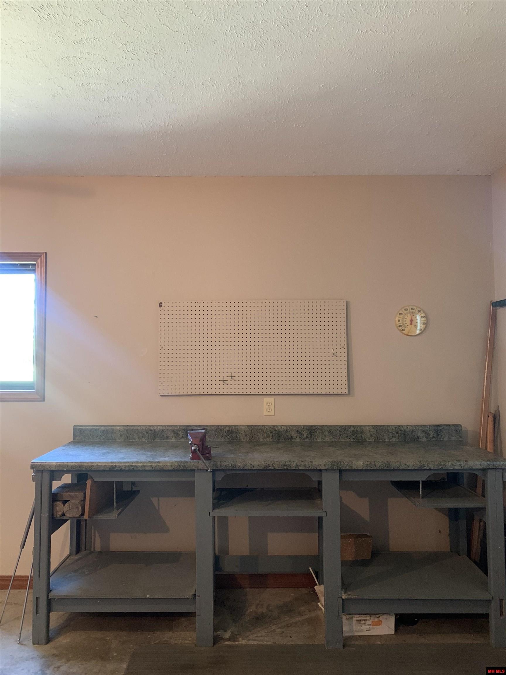 353 HIGH RIDGE CIRCLE Midway, AR 72651