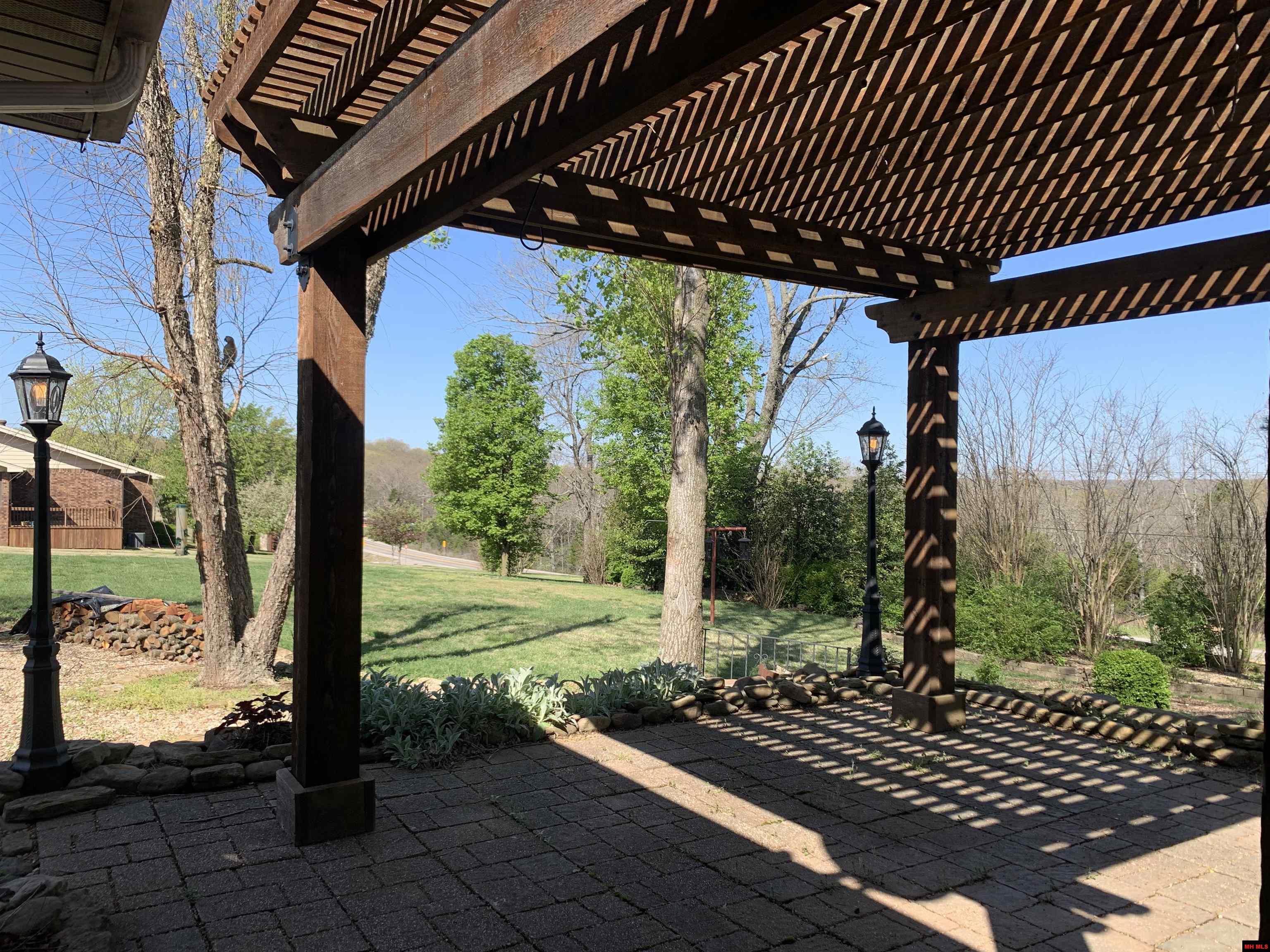 353 HIGH RIDGE CIRCLE Midway, AR 72651