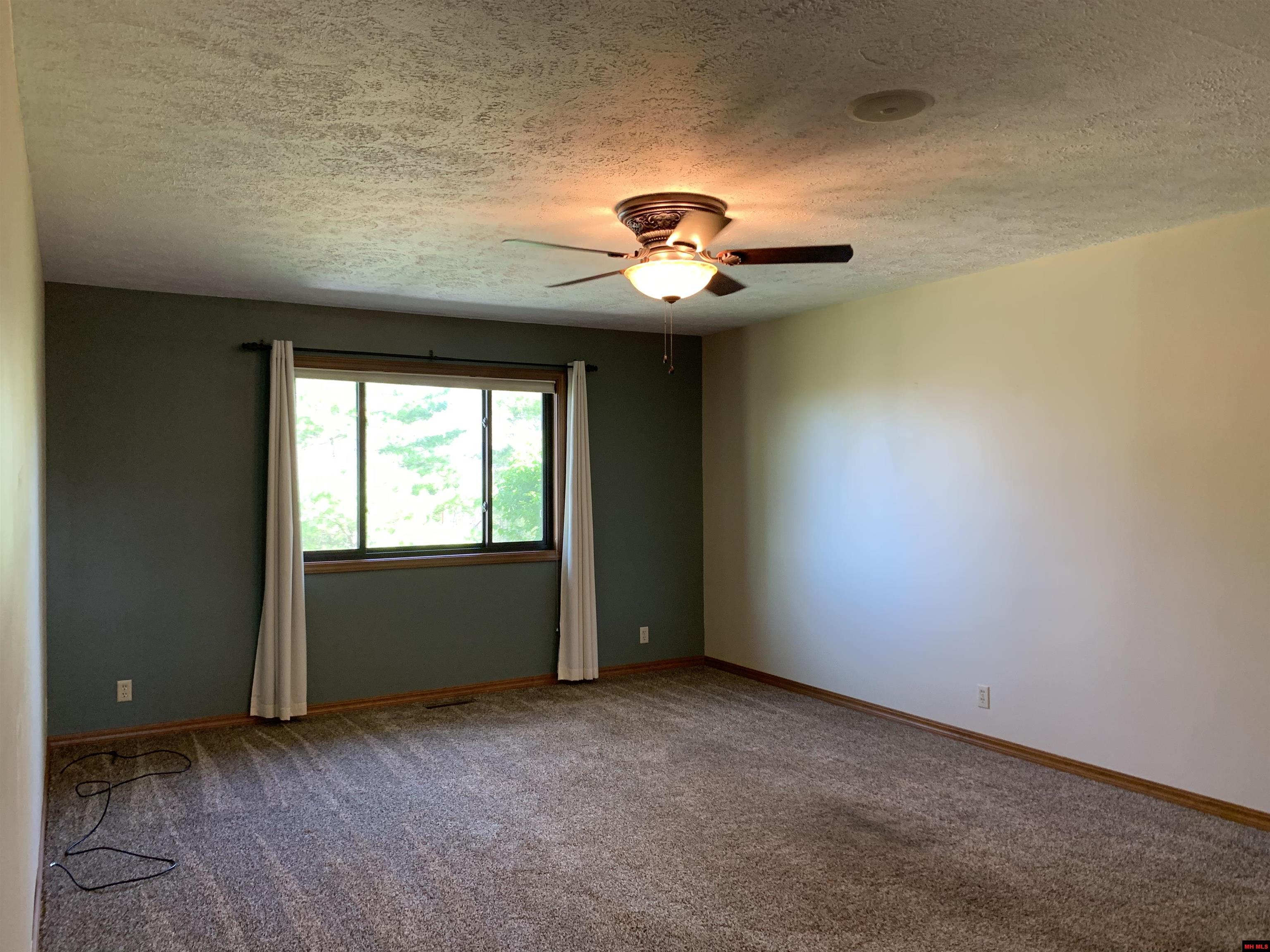 353 HIGH RIDGE CIRCLE Midway, AR 72651