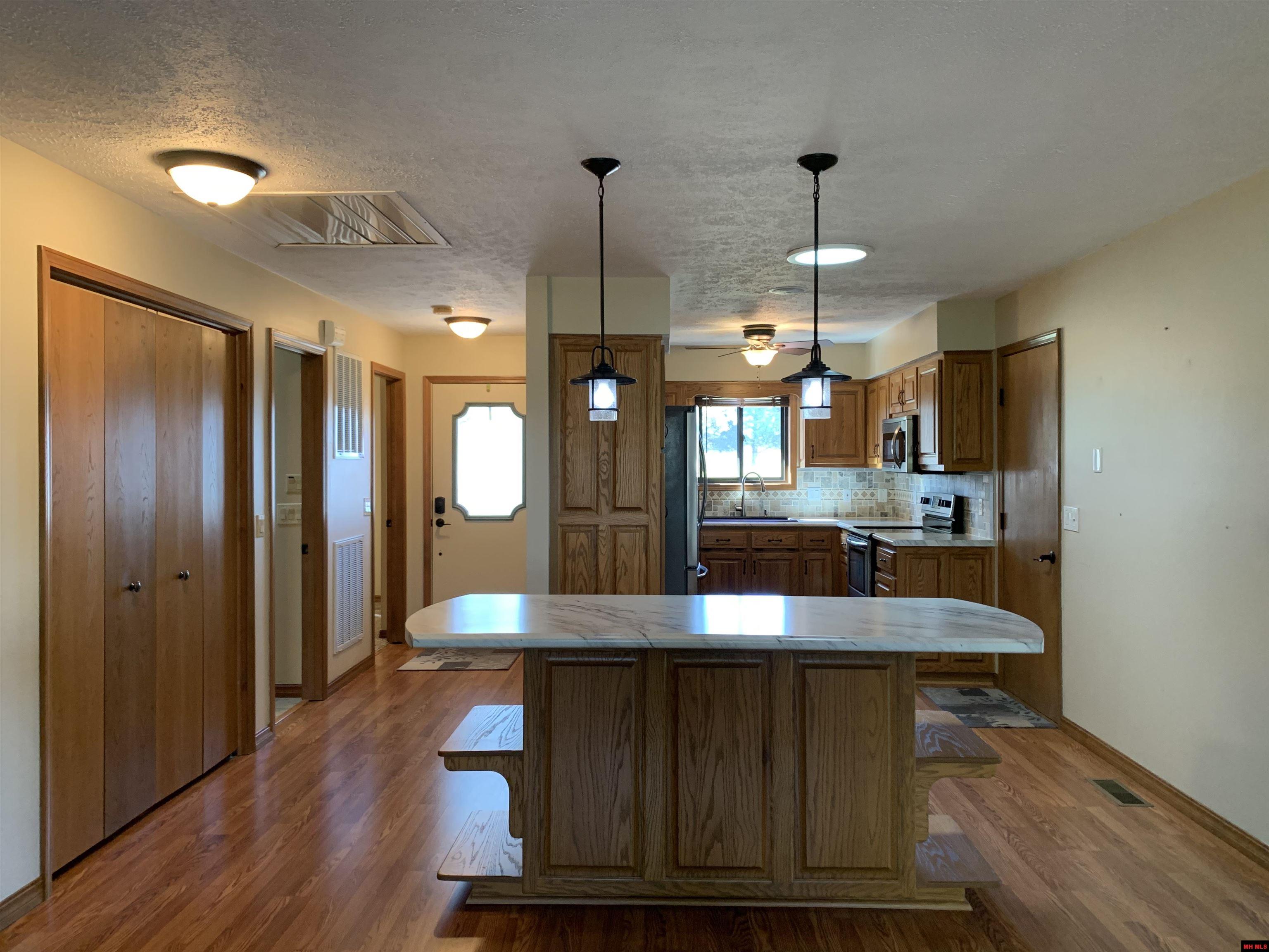 353 HIGH RIDGE CIRCLE Midway, AR 72651