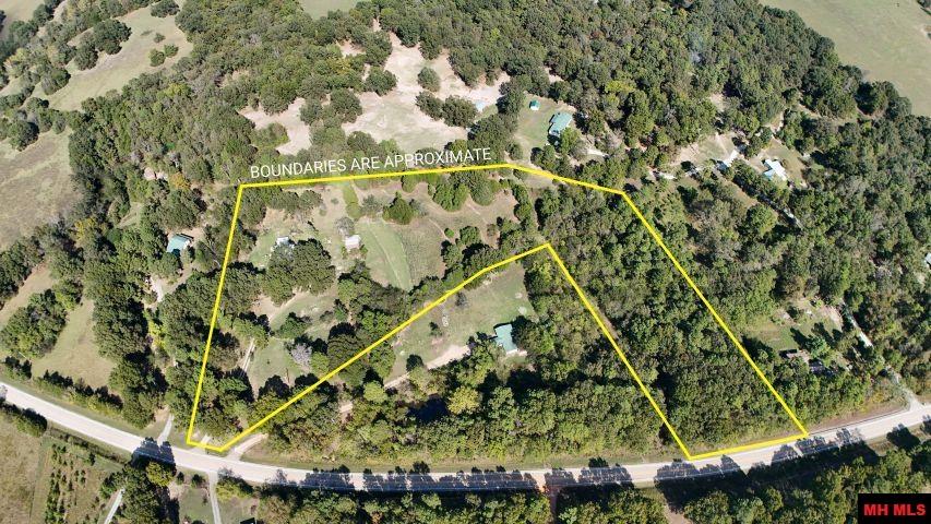 2114 E HWY 206 Yellville, AR 72687