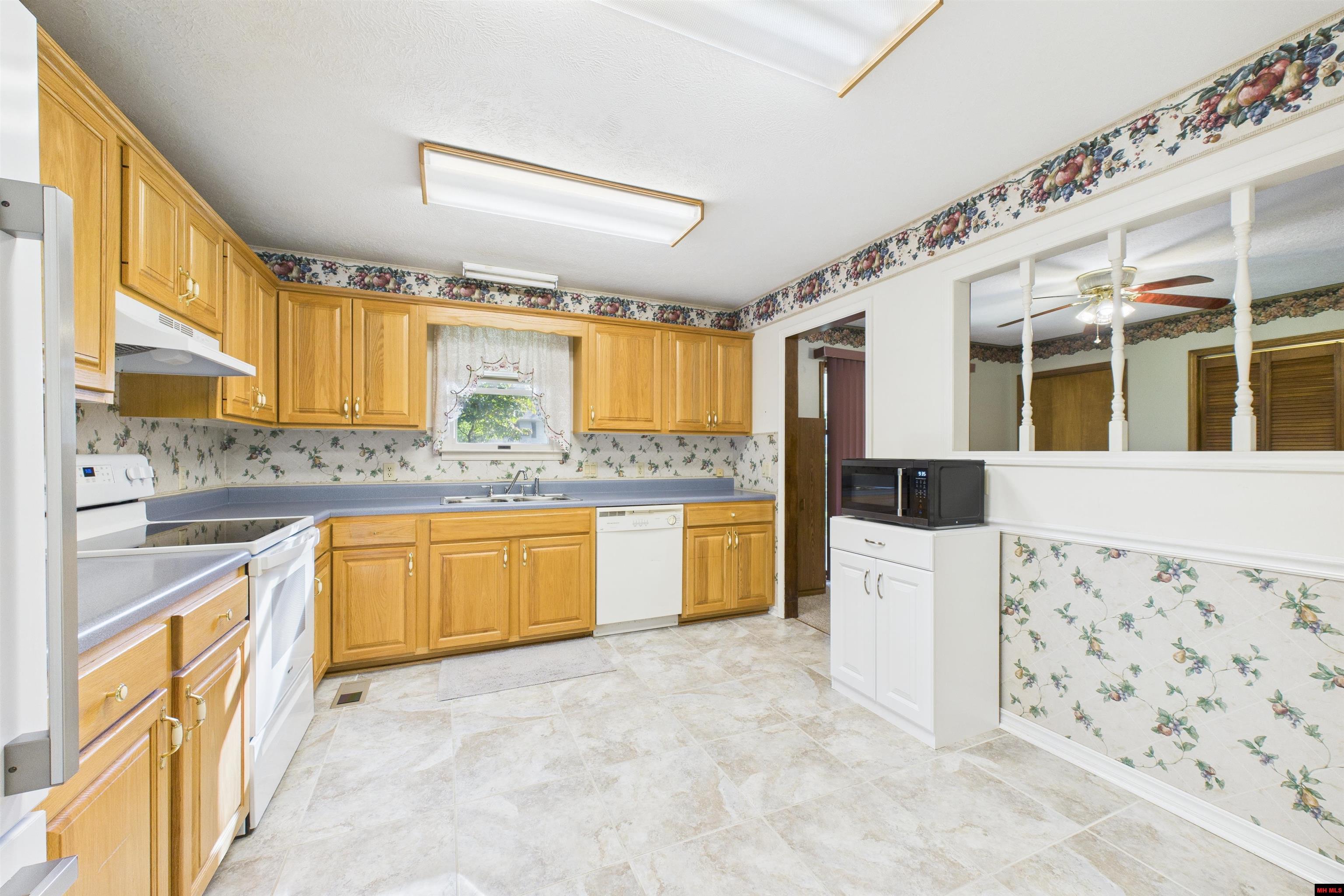 309 CHERRY LANE Mountain Home, AR 72653