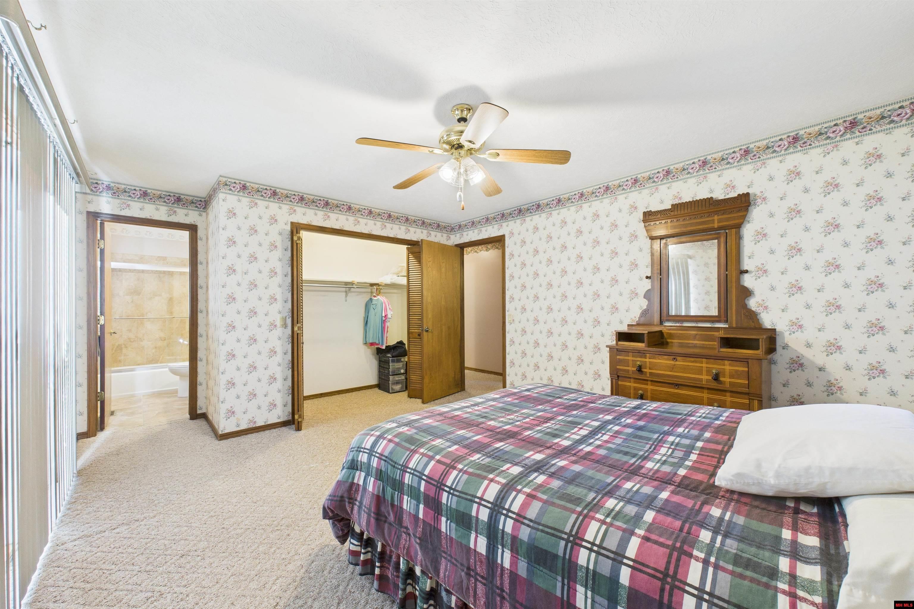 309 CHERRY LANE Mountain Home, AR 72653