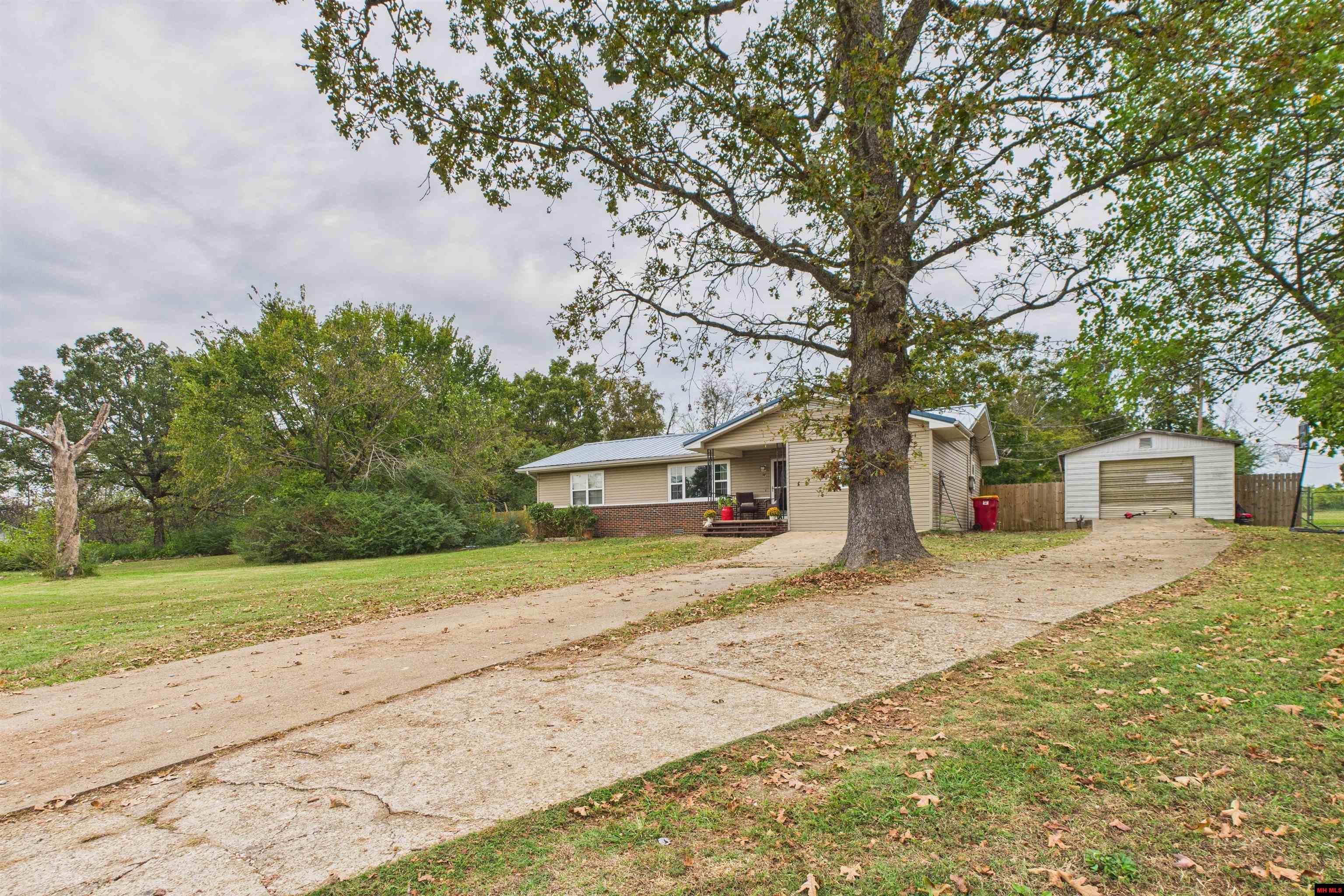 179 GOLF DRIVE Mountain Home, AR 72653