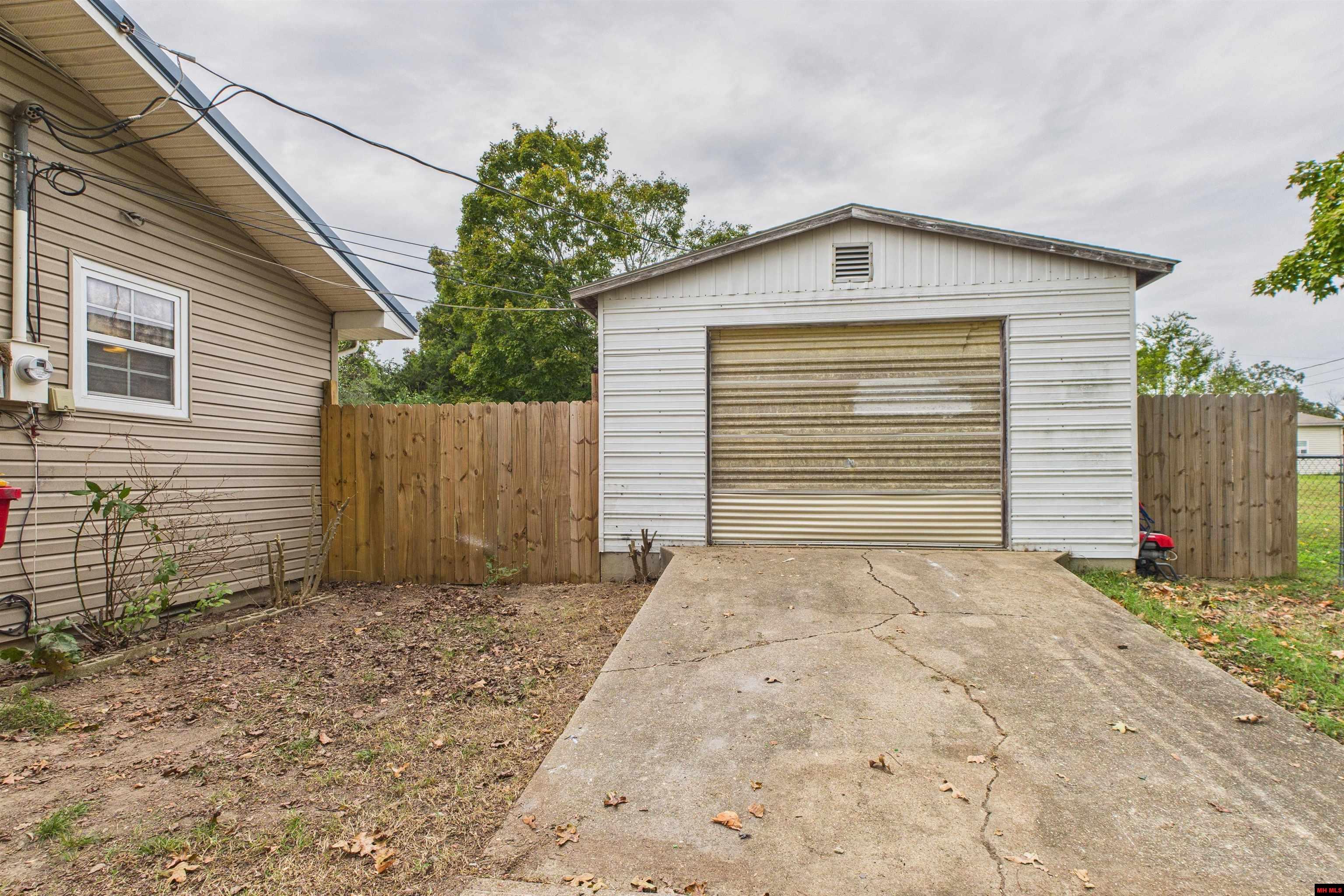 179 GOLF DRIVE Mountain Home, AR 72653