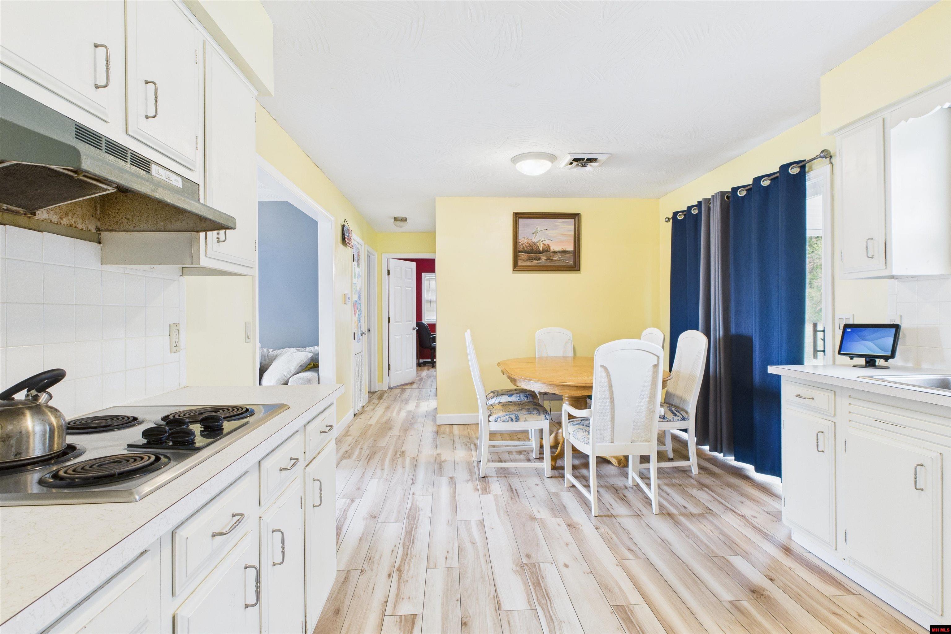 179 GOLF DRIVE Mountain Home, AR 72653