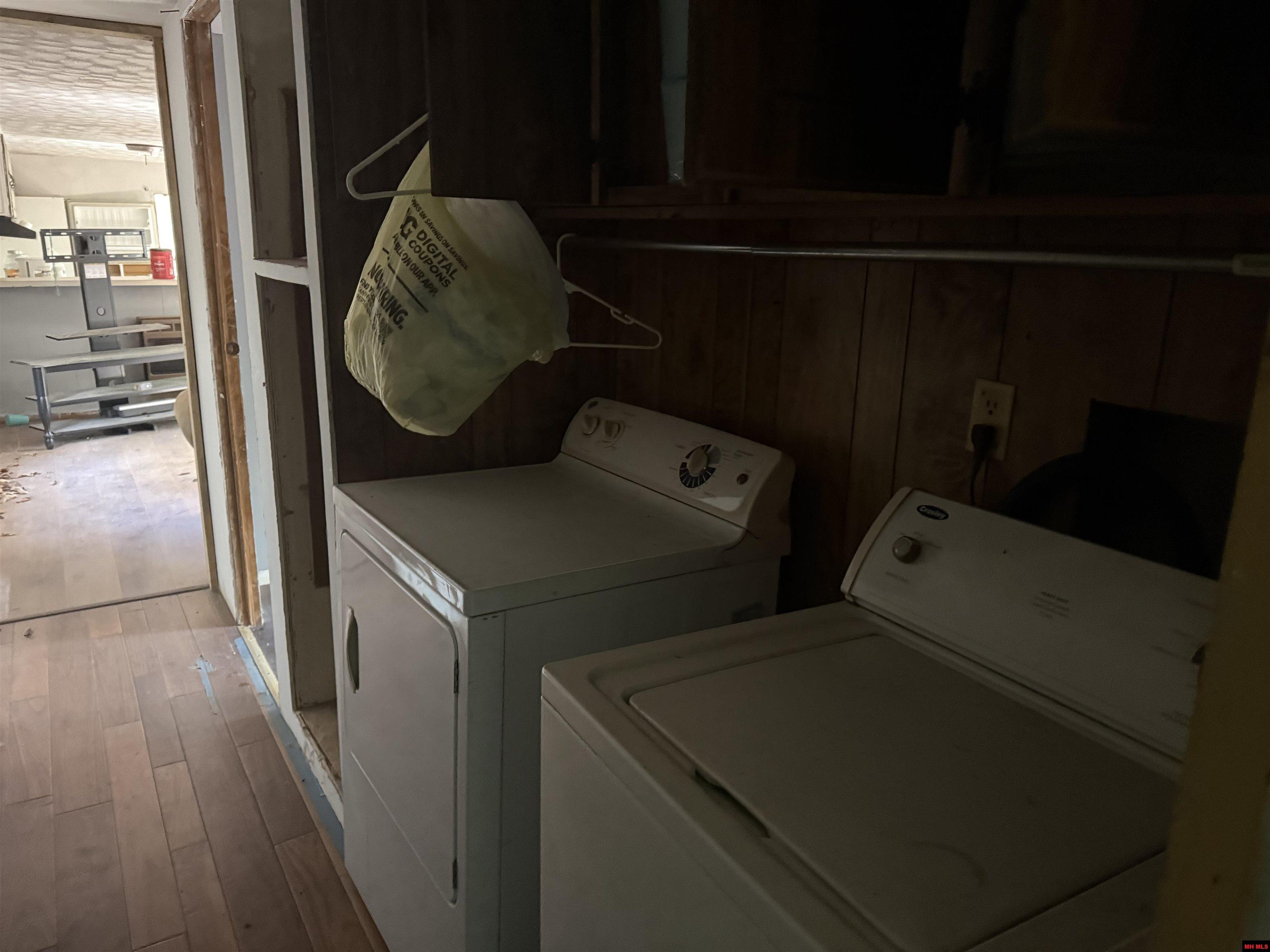 810 & 799 CR 710 Gassville, AR 72653