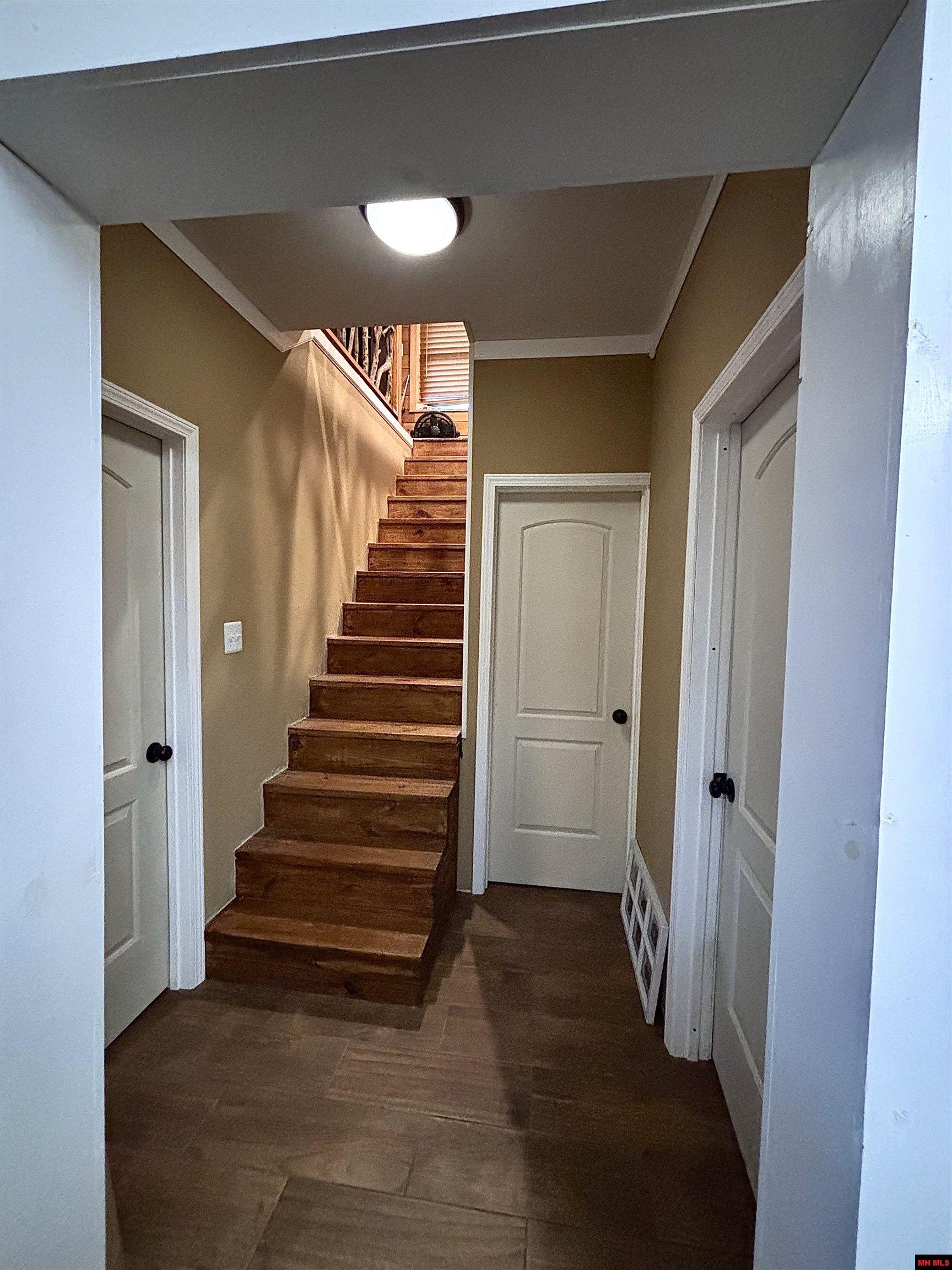 3503 HWY 223 Pineville, AR 72566