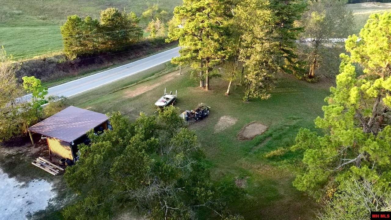 3503 HWY 223 Pineville, AR 72566