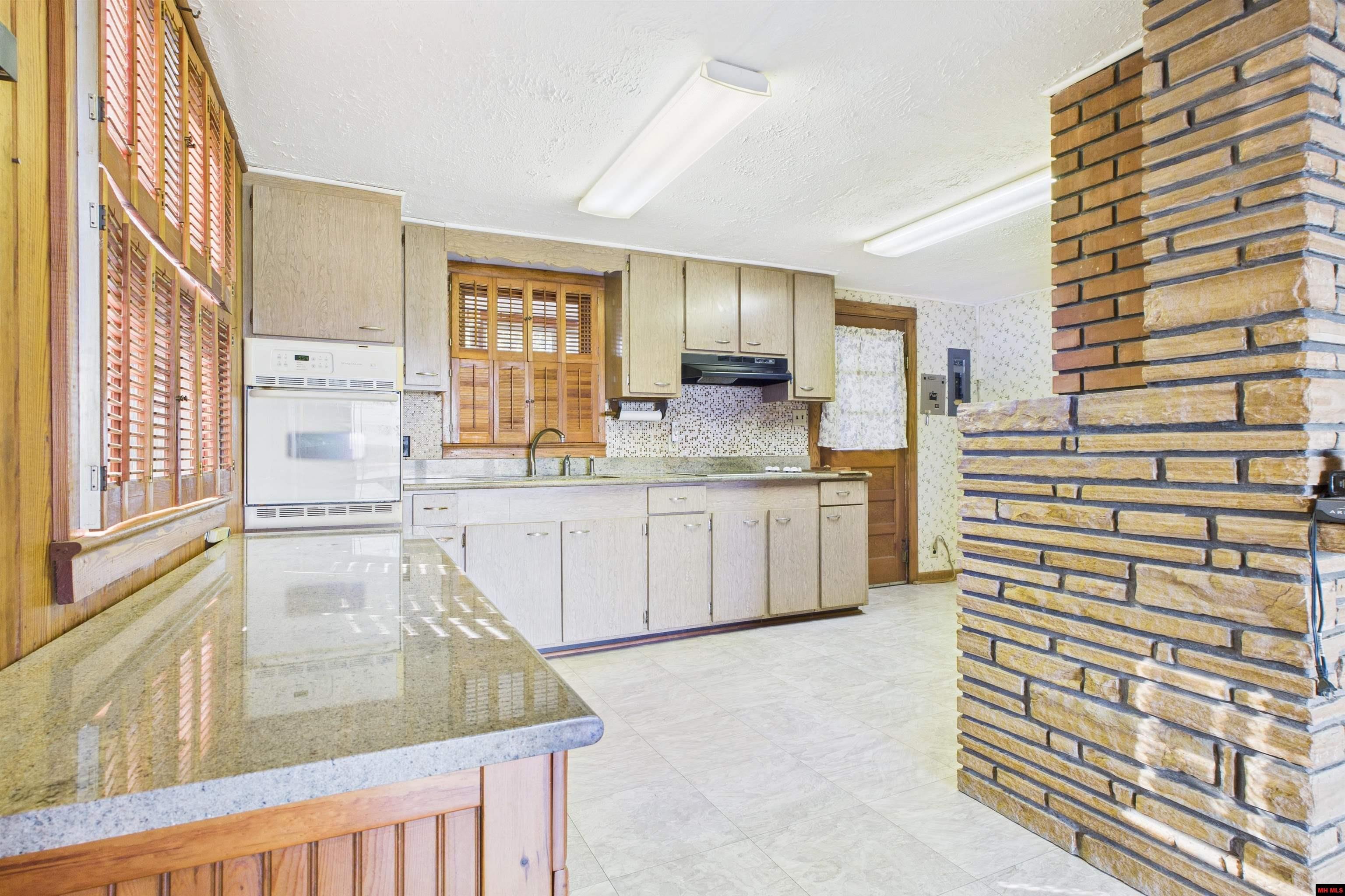 66 CR 959 Mountain Home, AR