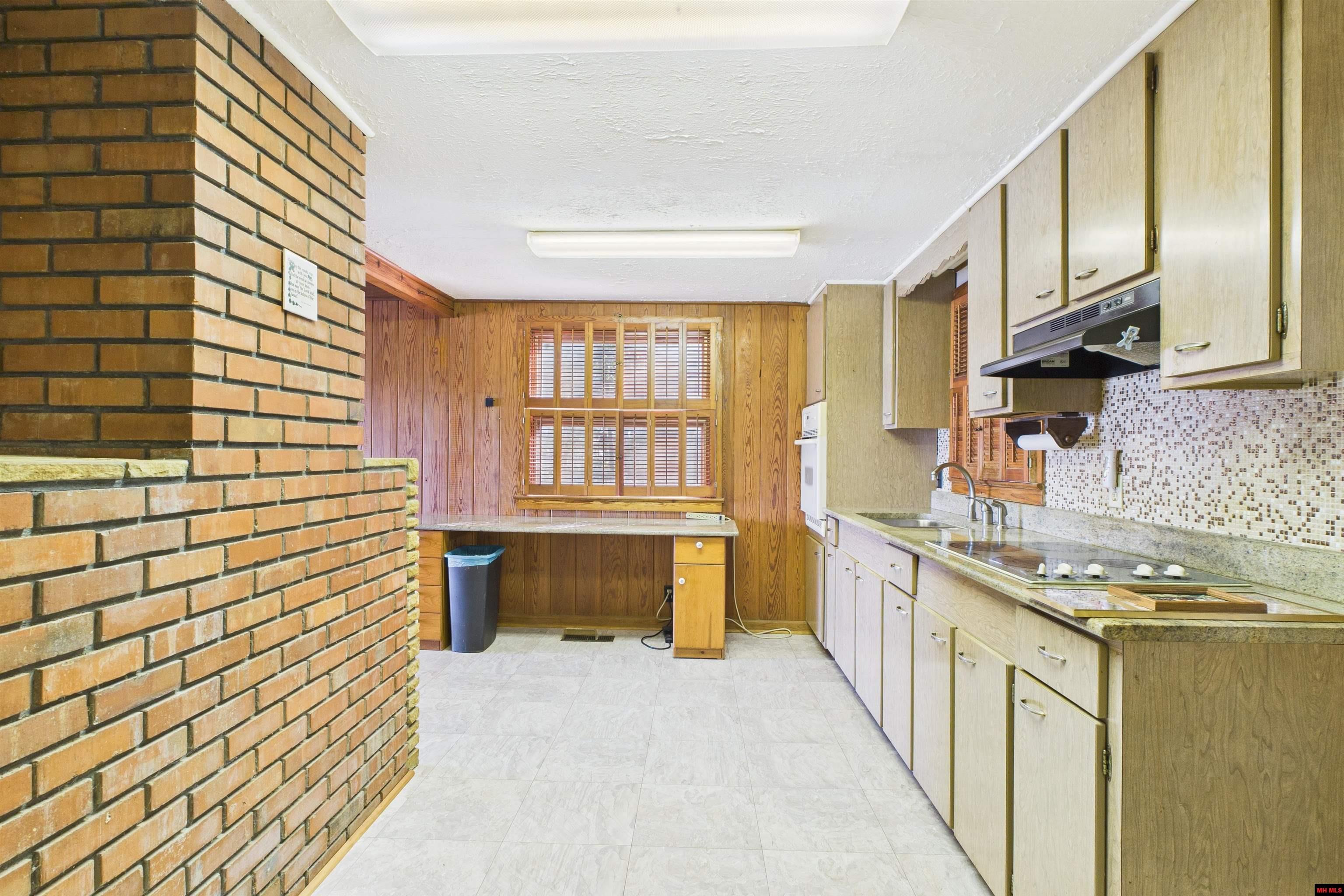 66 CR 959 Mountain Home, AR