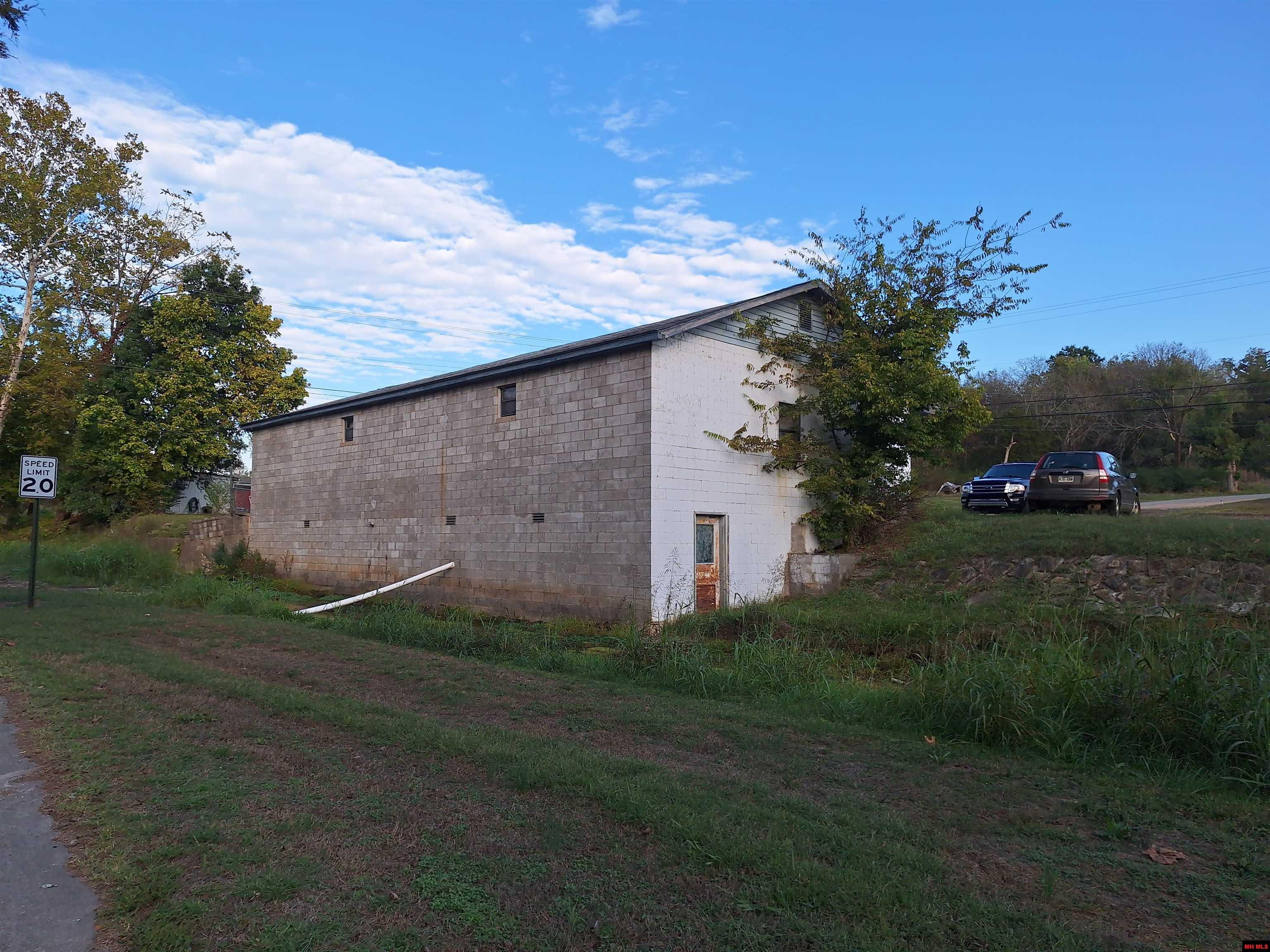 611 HWY 56 Calico Rock, AR