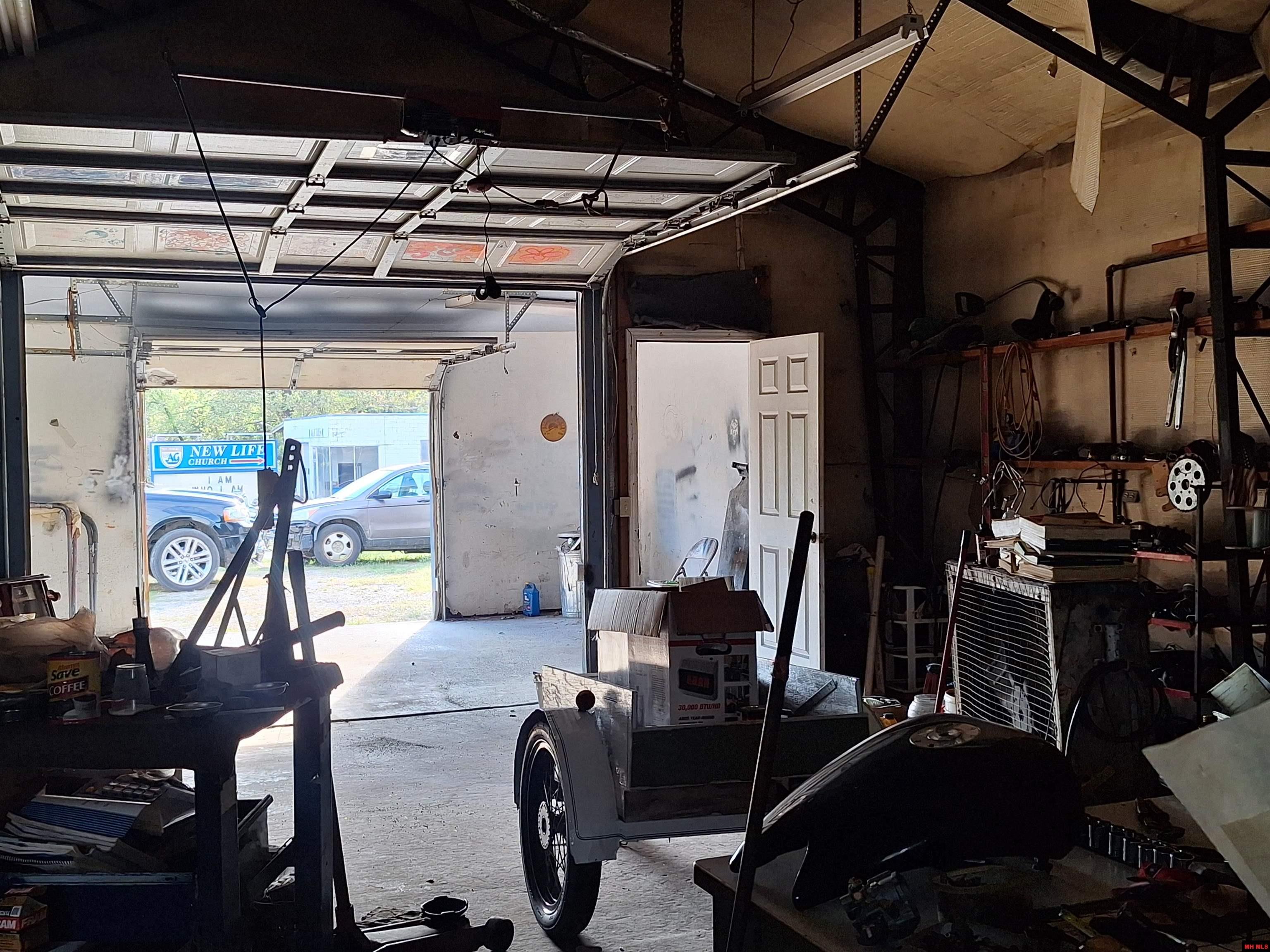 611 HWY 56 Calico Rock, AR