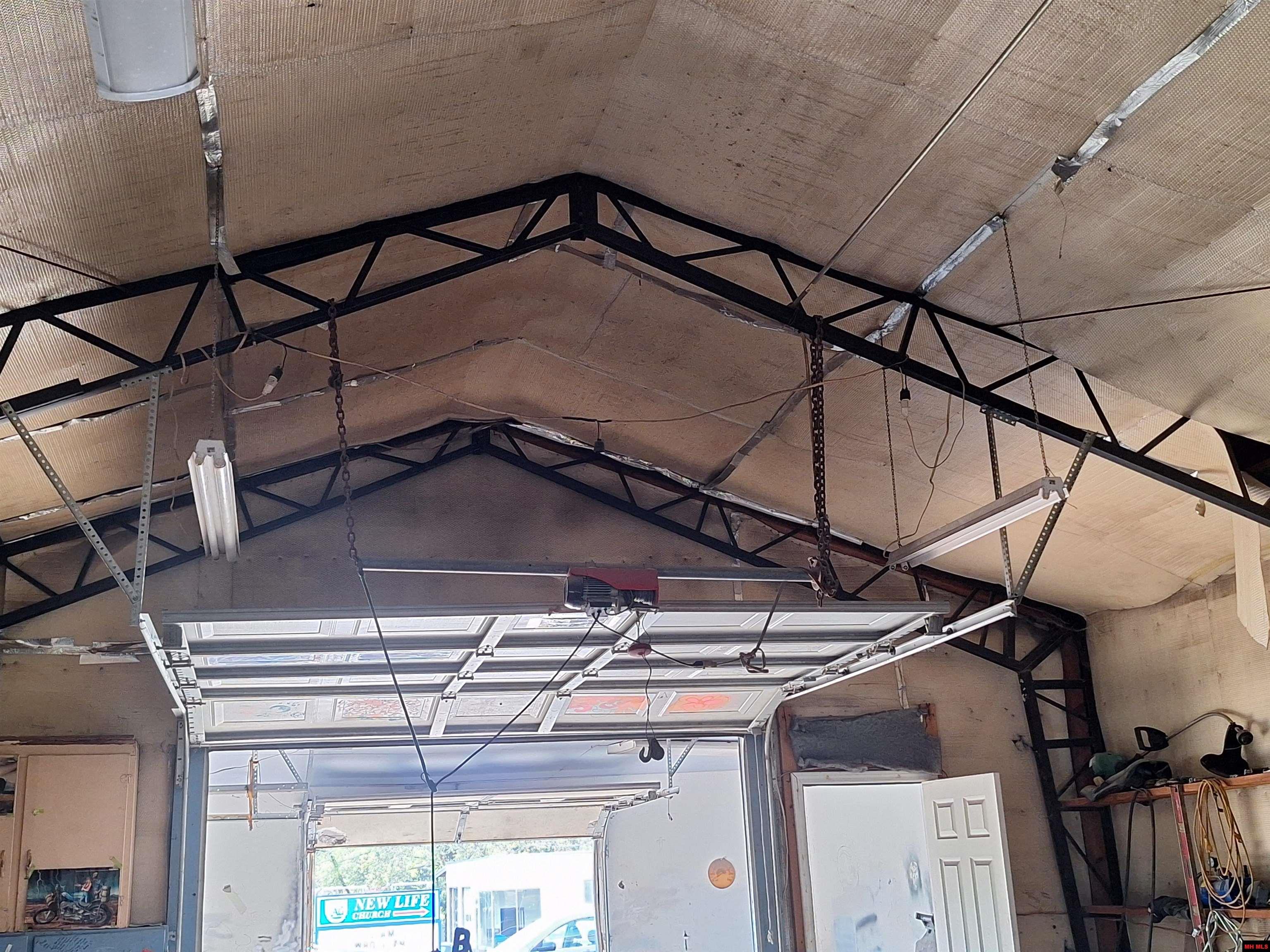 611 HWY 56 Calico Rock, AR