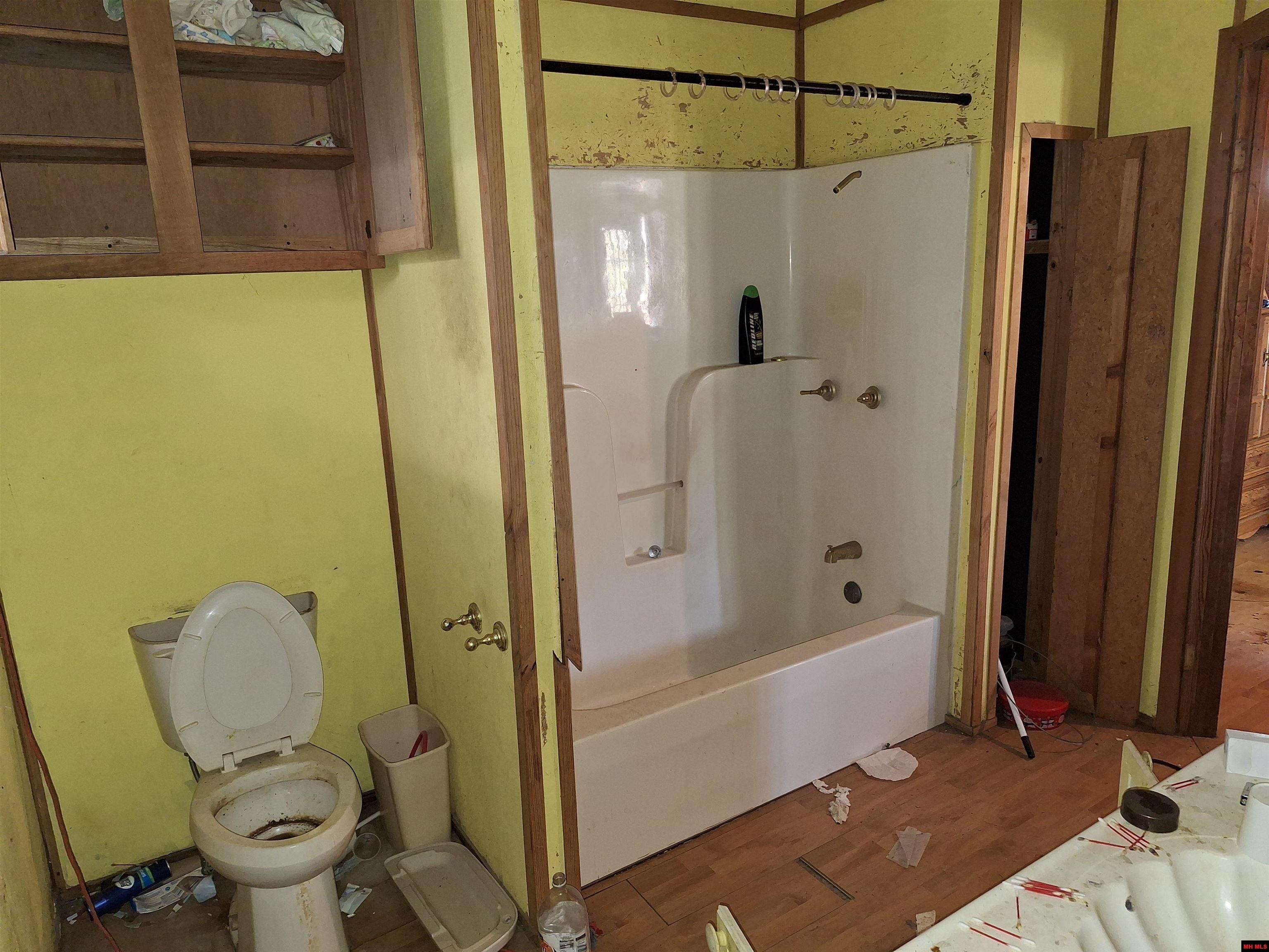 611 HWY 56 Calico Rock, AR