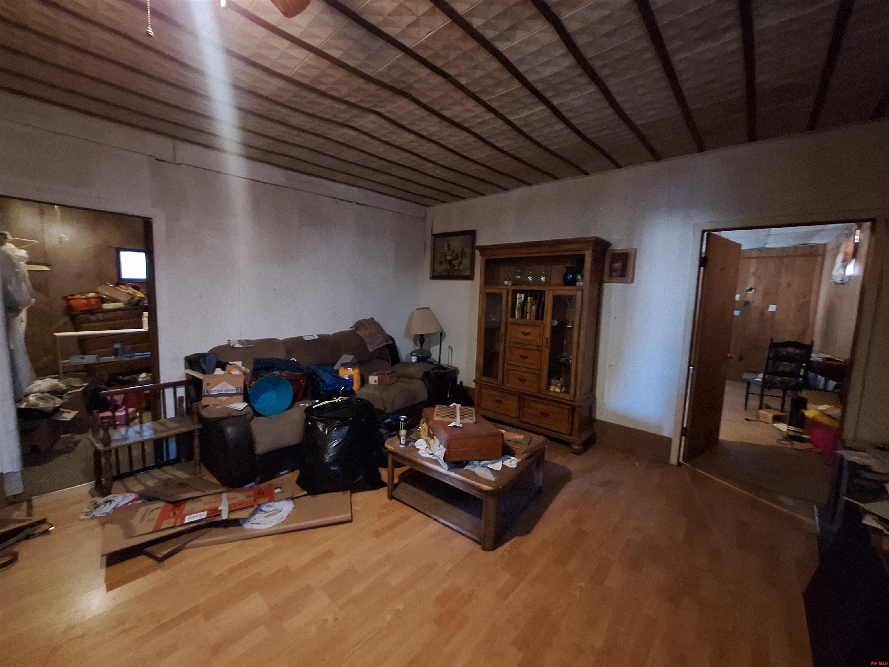 611 HWY 56 Calico Rock, AR