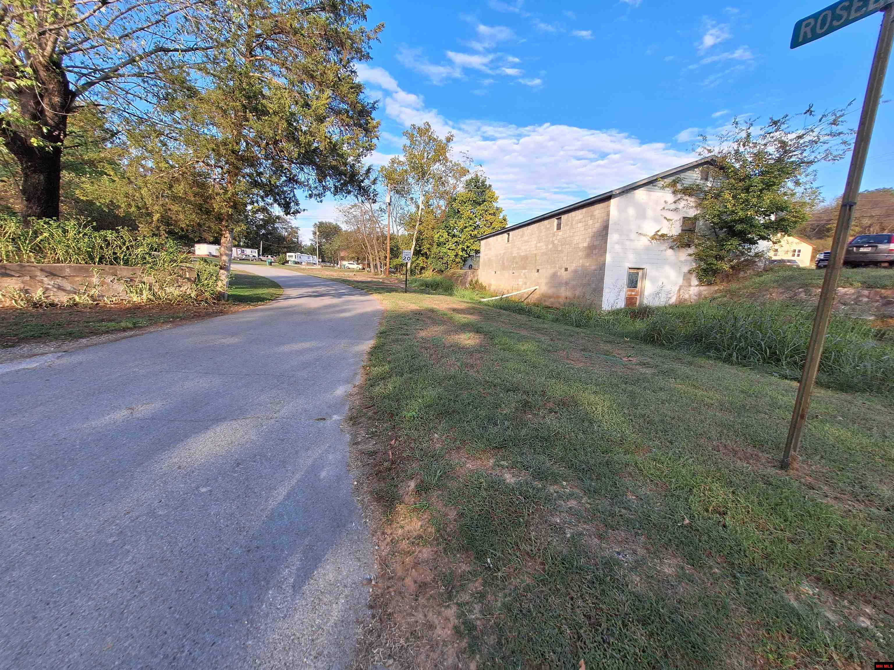 611 HWY 56 Calico Rock, AR