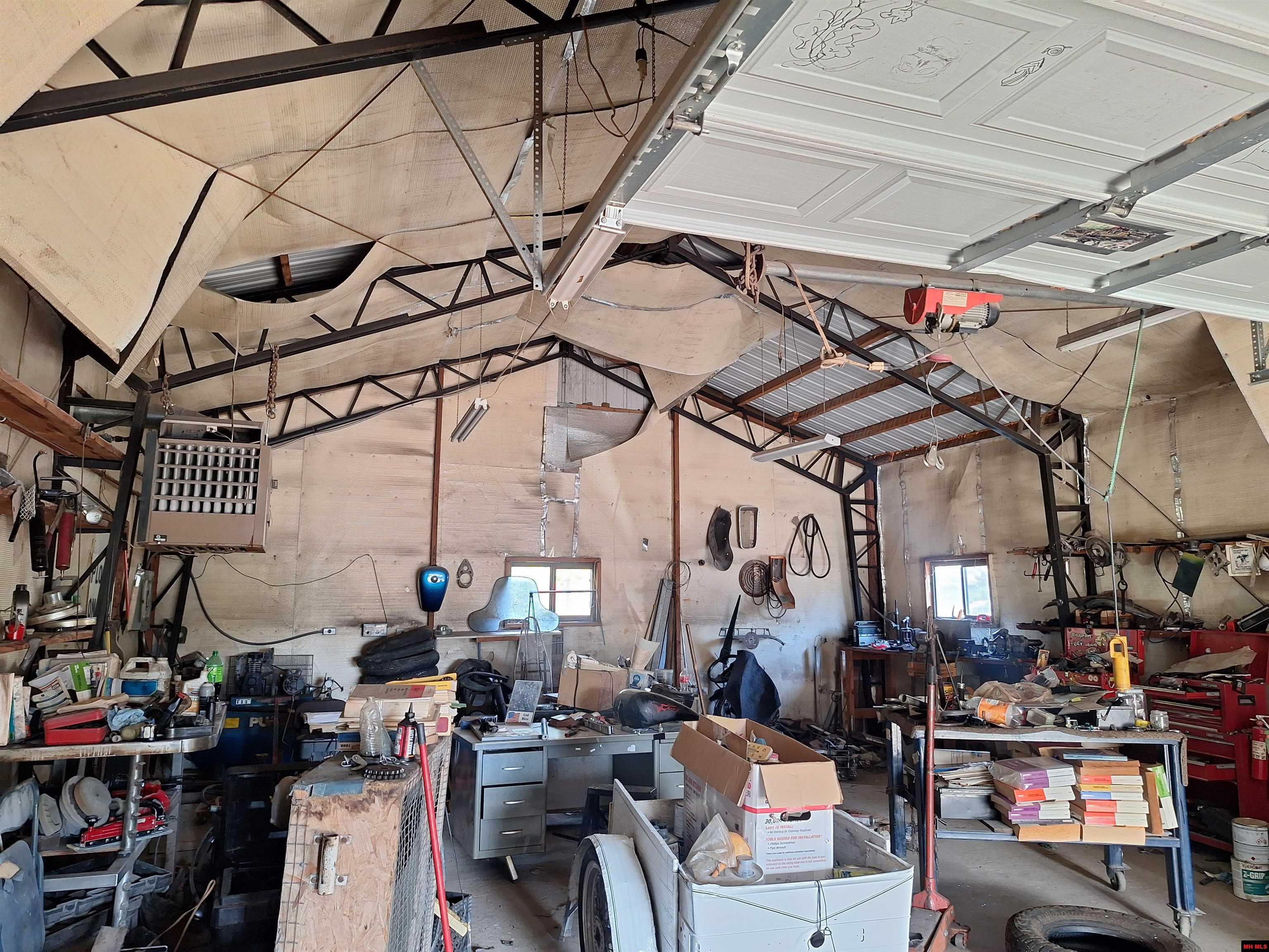 611 HWY 56 Calico Rock, AR