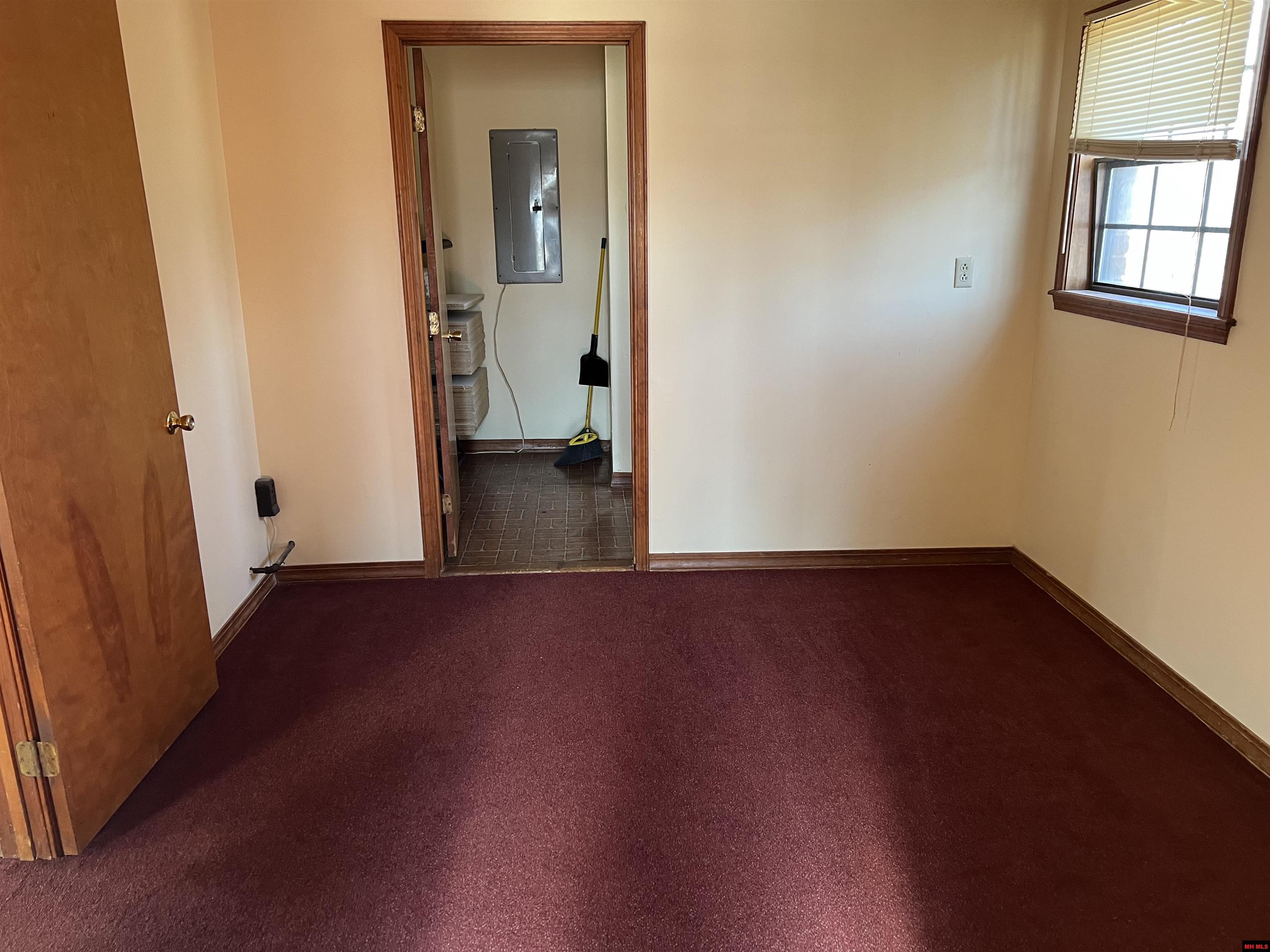 105 & 107 S 2ND STREET Flippin, AR