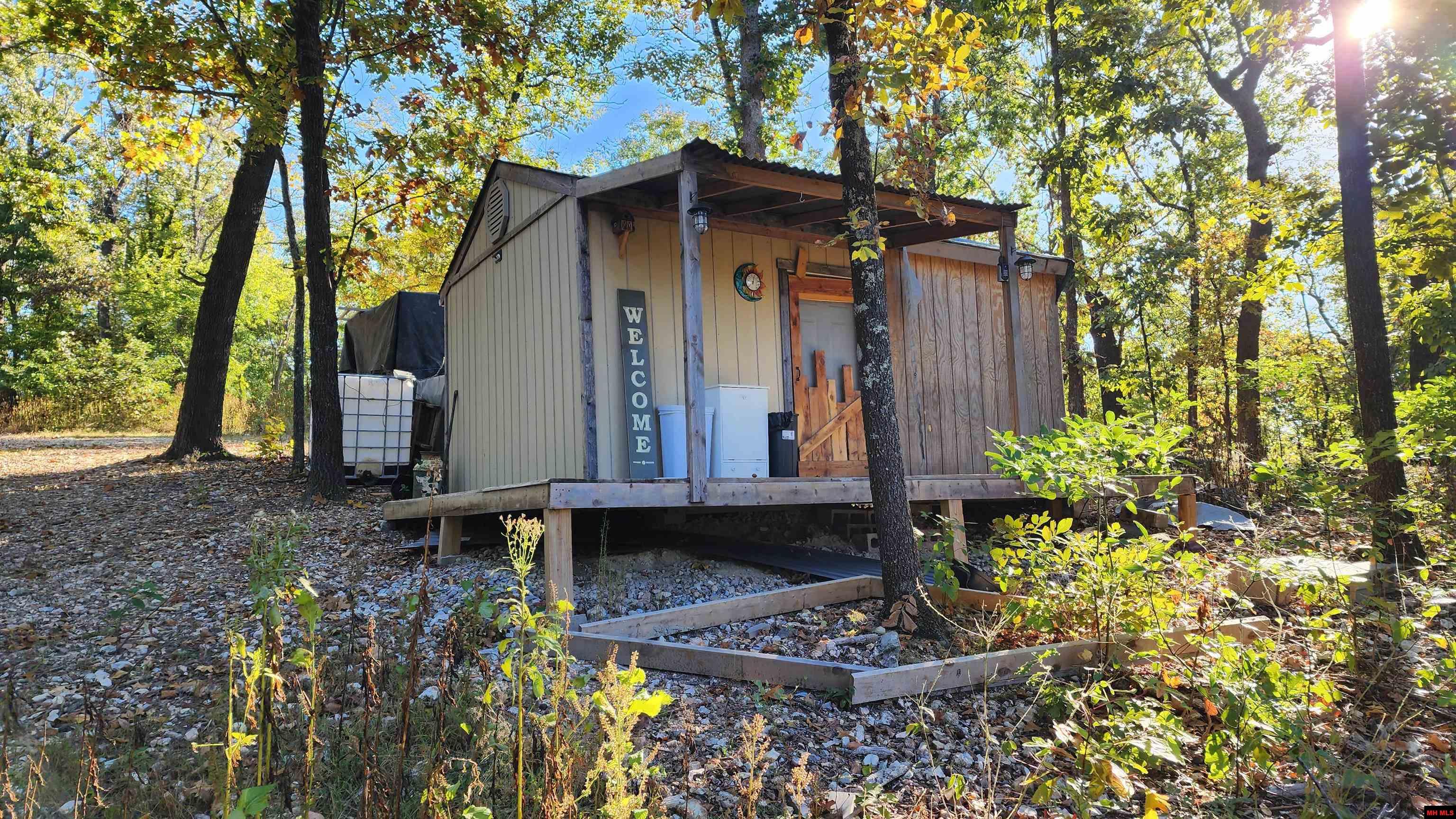 6901 MC 8061 Flippin, AR